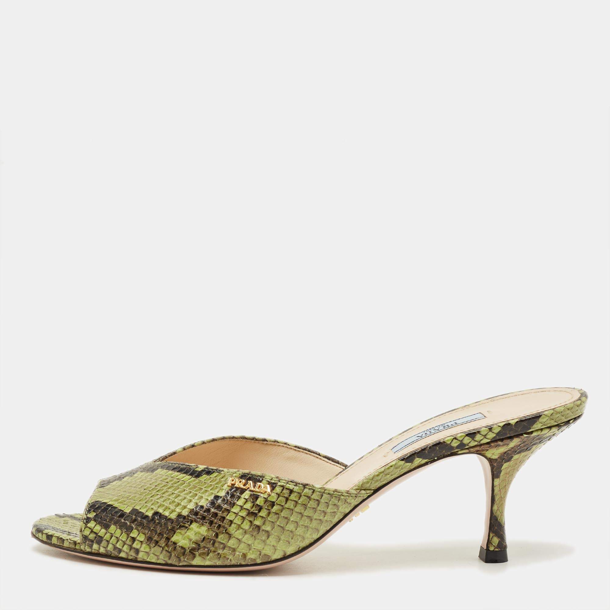 مملوكة مسبقًا Prada Size 41 Two Tone Python Leather Slide Sandals