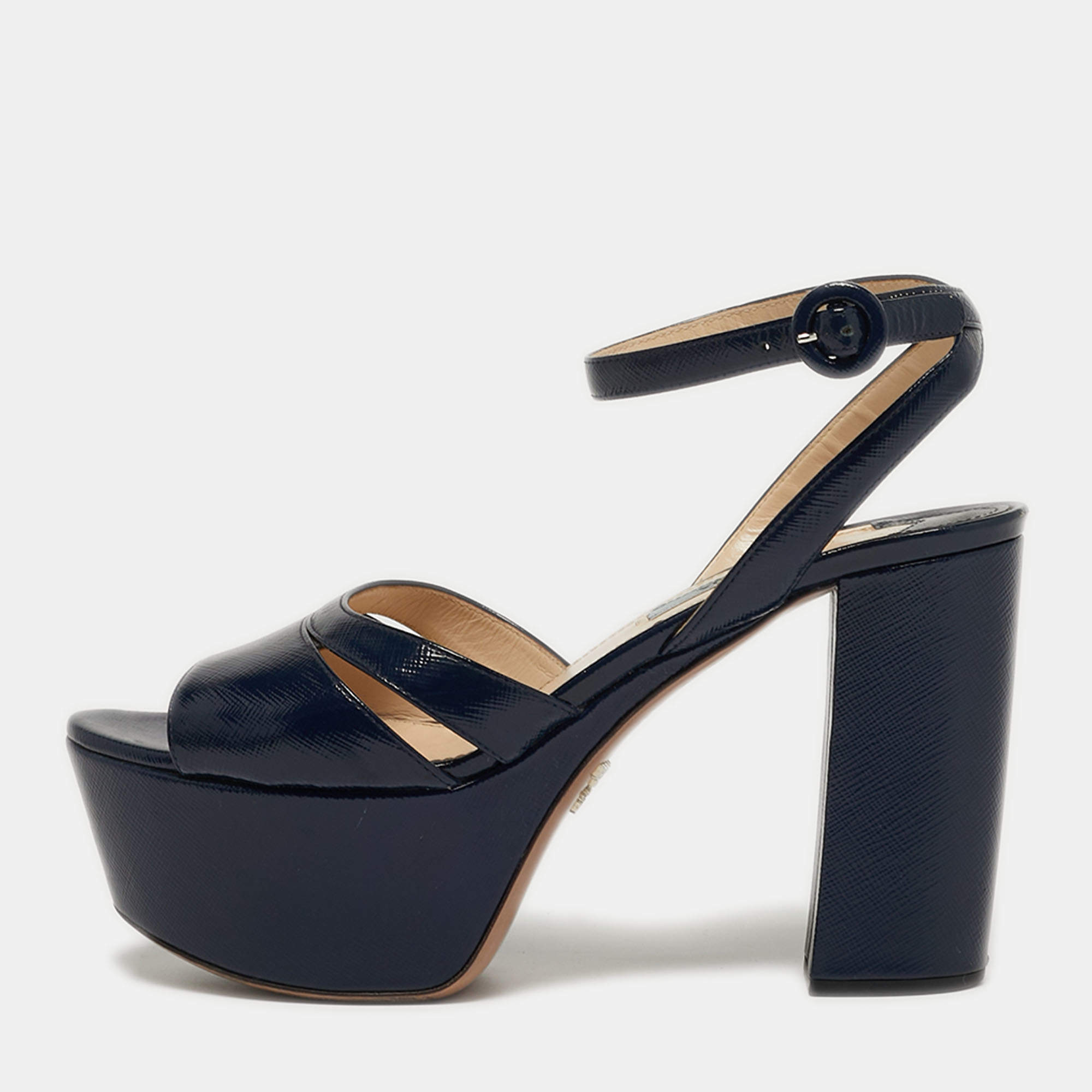 مملوكة مسبقًا Prada Size 38.5 Navy Blue Patent Leather Platform Ankle Strap Sandals