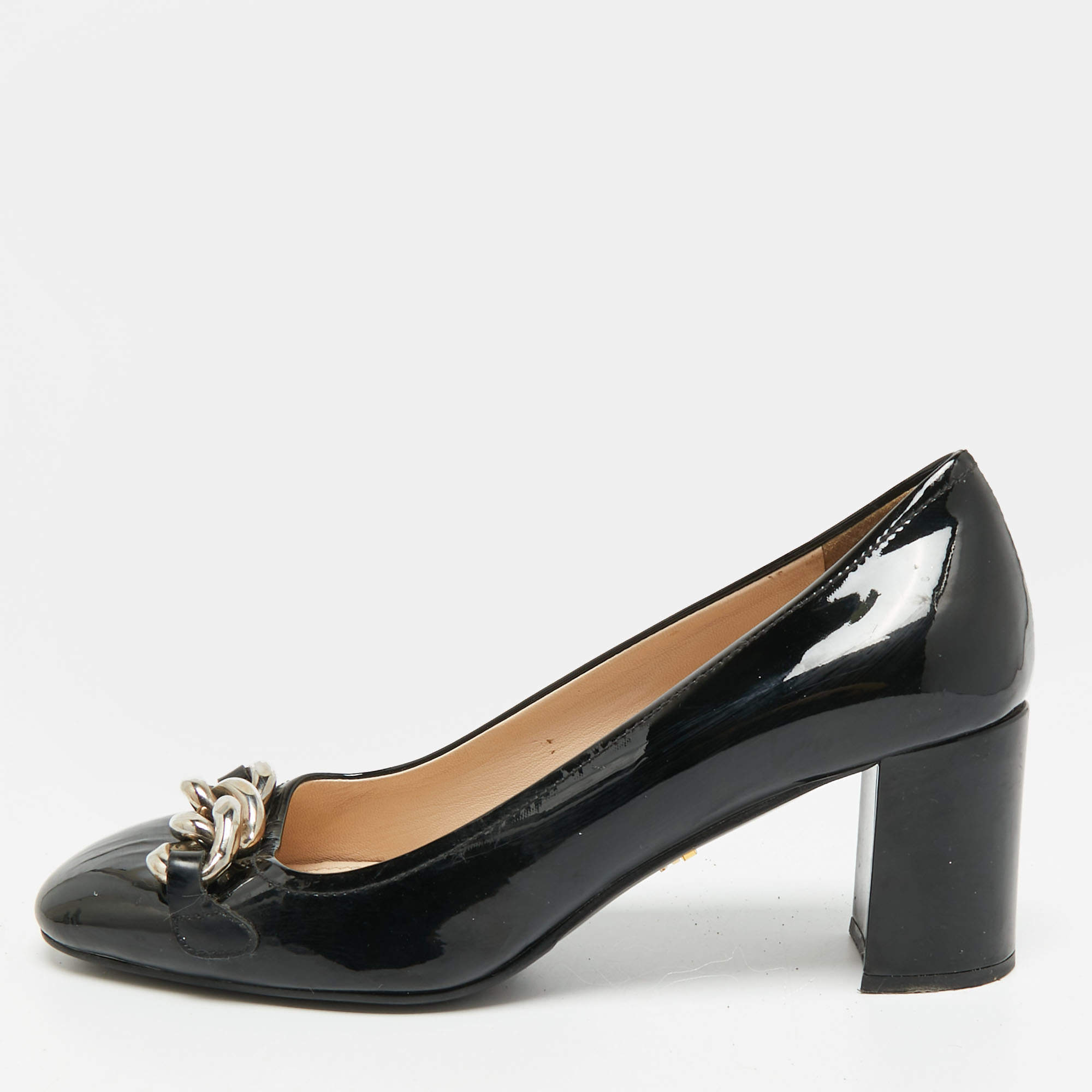 مملوكة مسبقًا Prada Size 36.5 Black Patent Leather Chain Embellished Block Heel Pumps