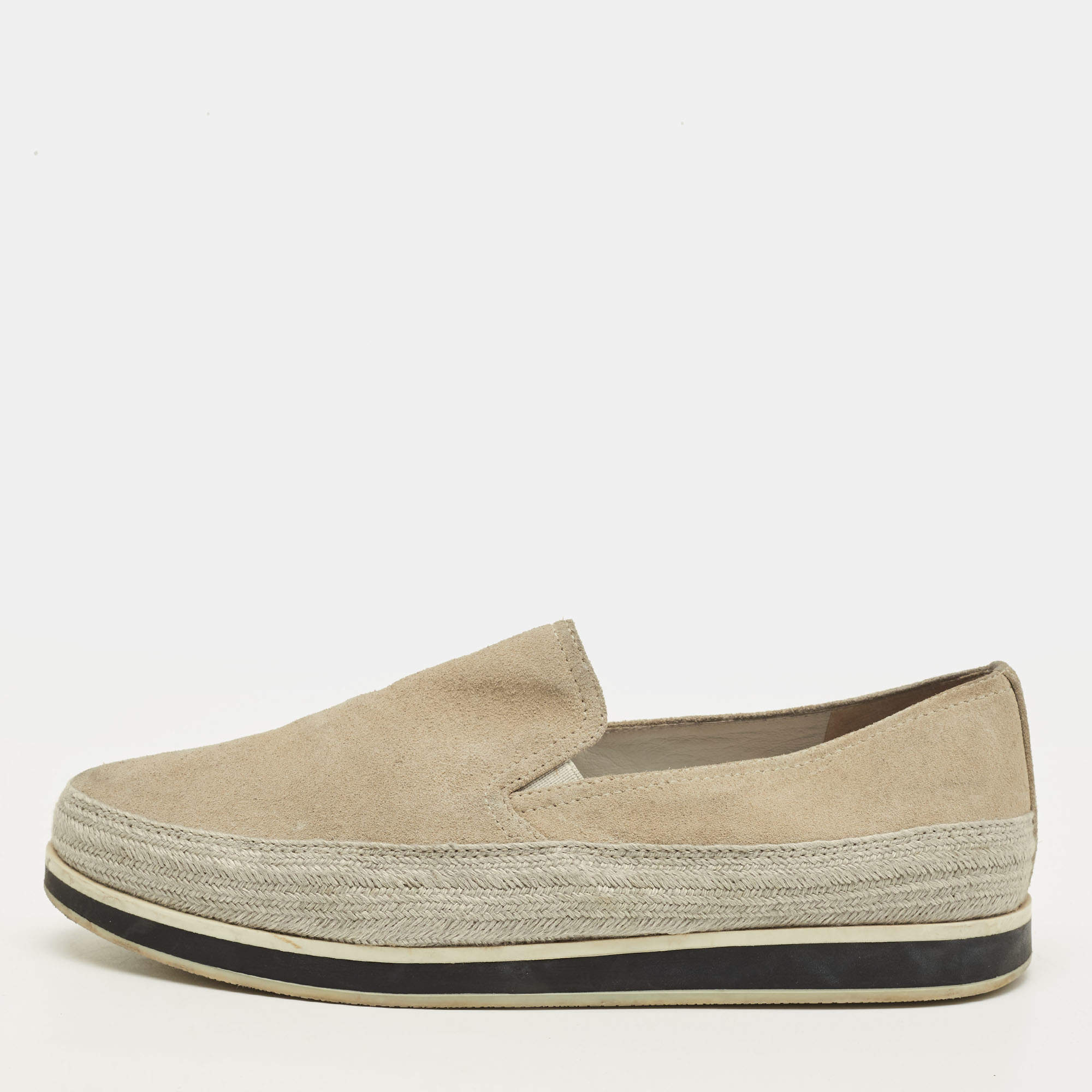 مملوكة مسبقًا Prada Size 38.5 Grey Suede Slip On Sneakers