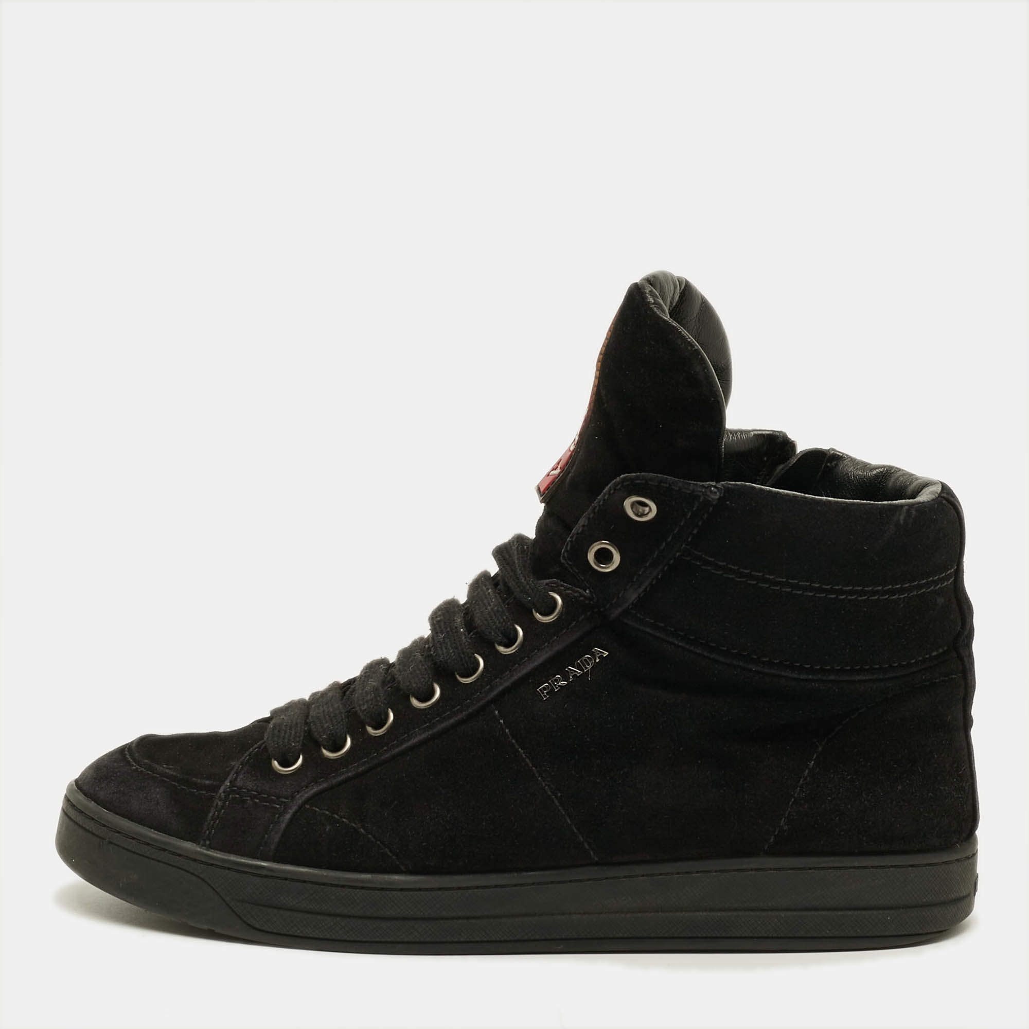 مملوكة مسبقًا Prada Size 39 Black Suede High Top Sneakers