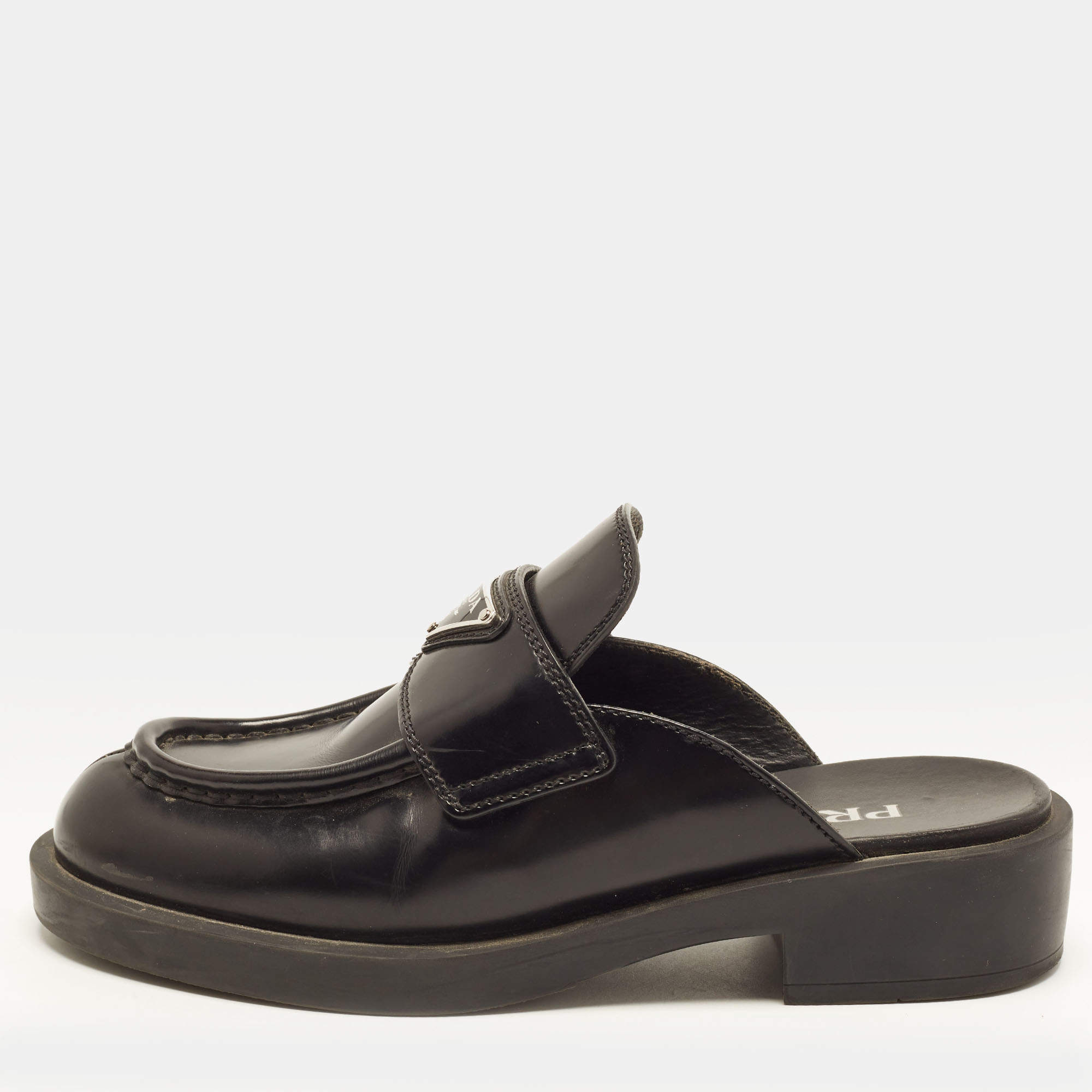 Pre Owned Prada Size 36 Black Leather Triangle Logo Loafers Mules