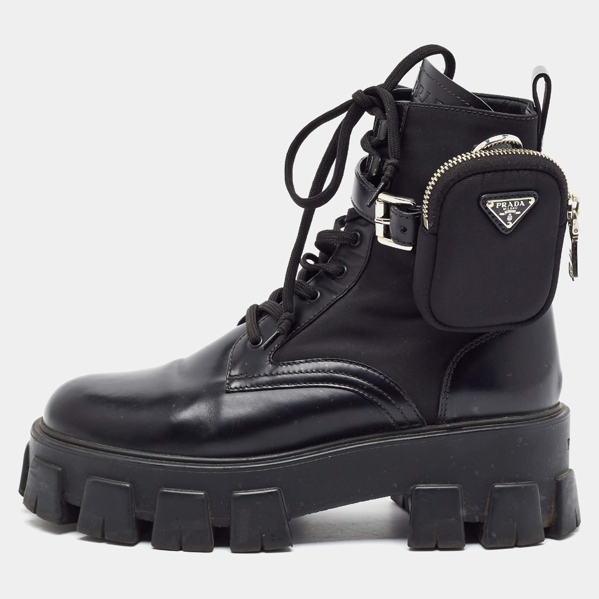مملوكة مسبقًا Prada Monolith Size 39 Black Leather and Nylon Combat Boots