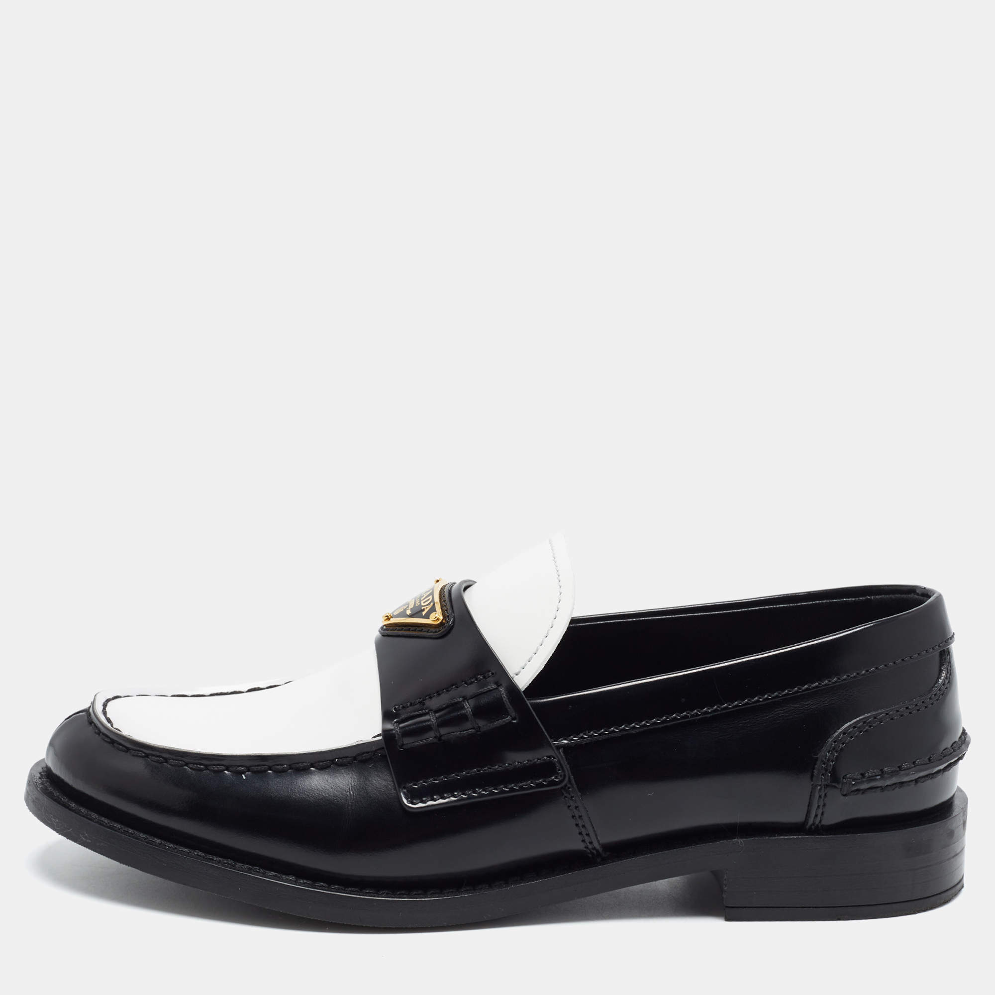 Pre Owned Prada Size 36 Black/White Leather Triangle Logo Loafers