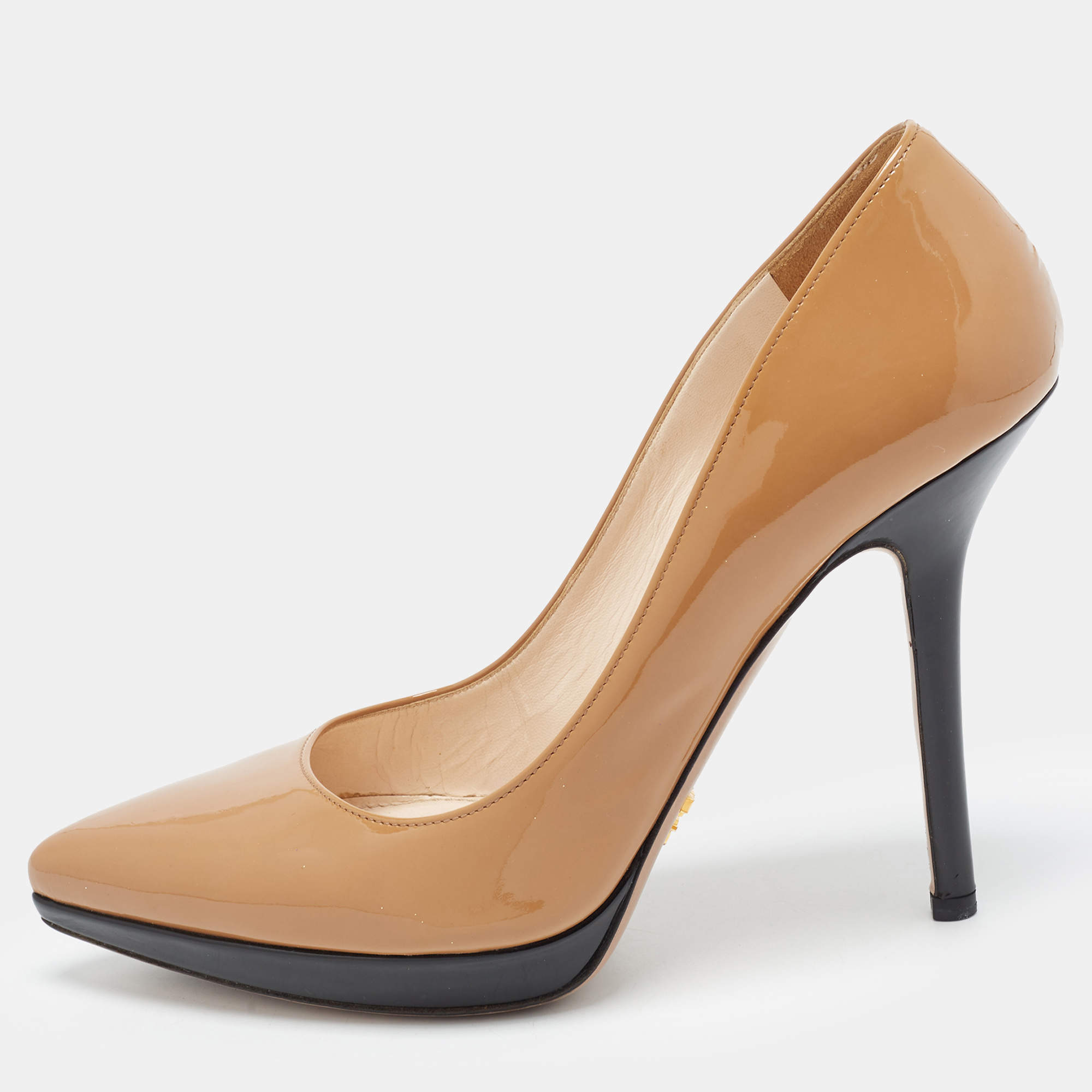 Pre Owned Prada Size 40 Beige/Black Patent Leather Platform Pumps