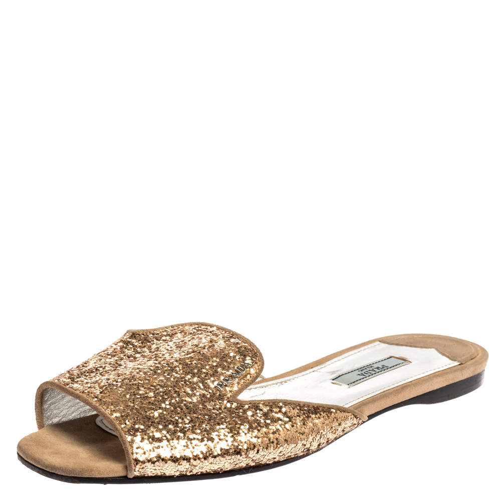 مملوكة مسبقًا Prada Gold Glitter Flat Slides Size 39