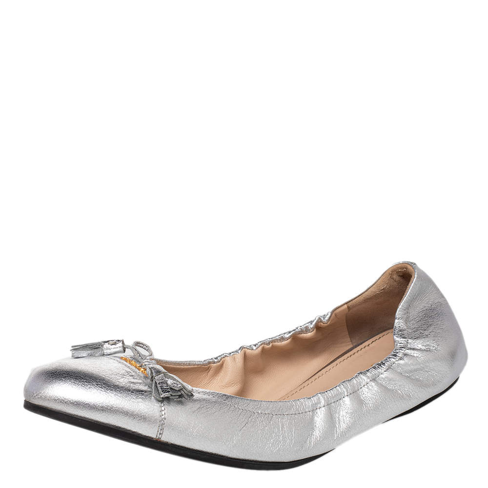 Pre Owned Prada Silver Leather Bow Scrunch Ballet Flats Size 40