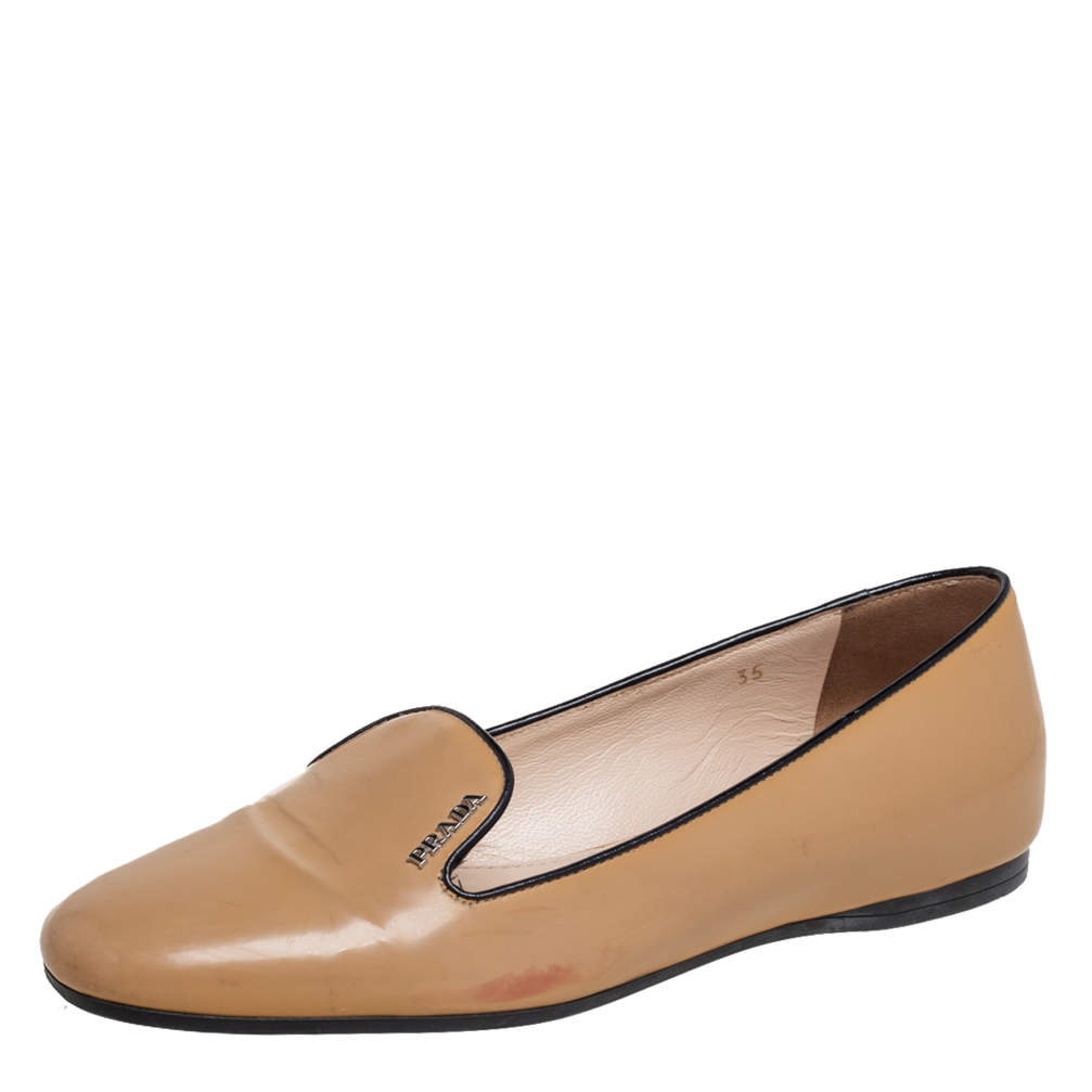 Pre Owned Prada Beige Patent Leather Smoking Flats Size 35