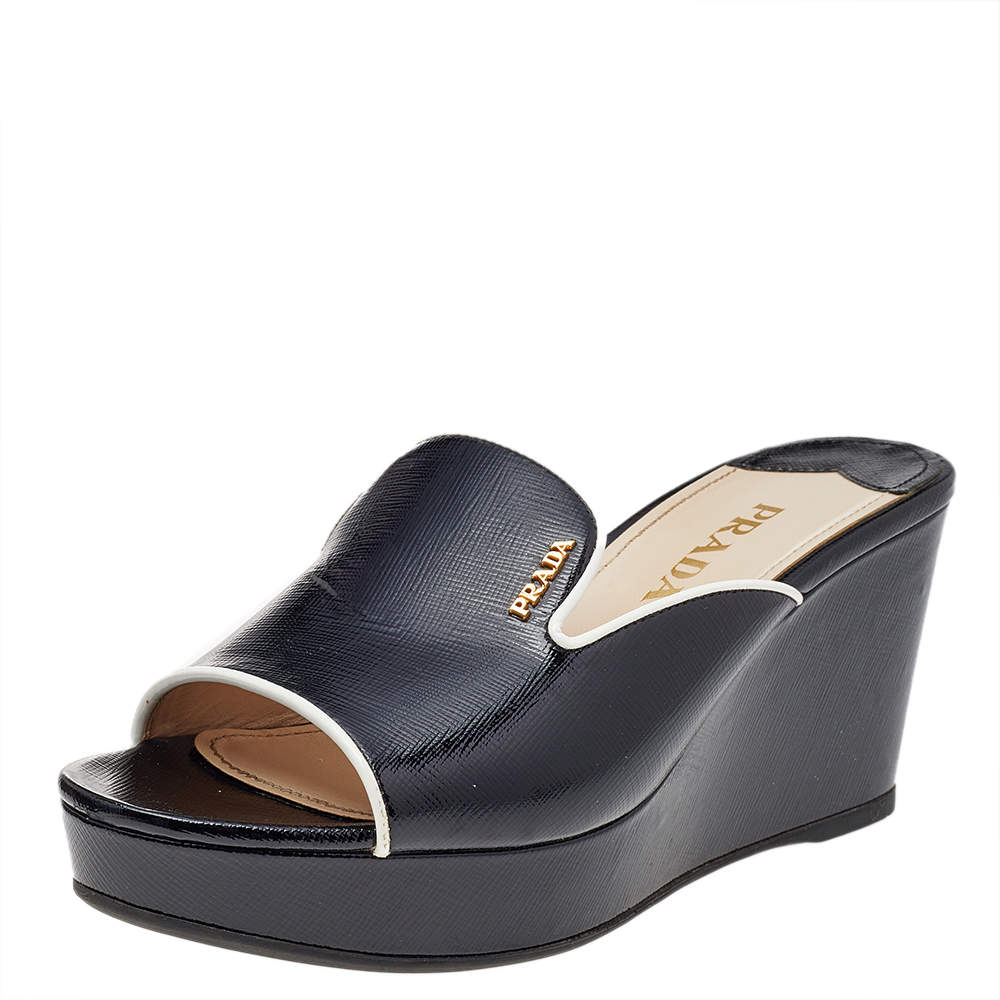 Pre Owned Prada Black Saffiano Vernice Leather Logo Wedge Platform Sandals Size 38