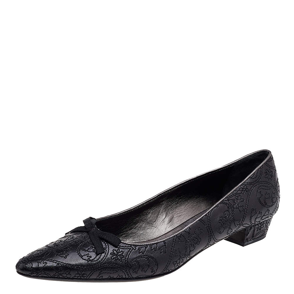 Pre Owned Prada Black Embroidered Leather Bow Pumps Size 40.5