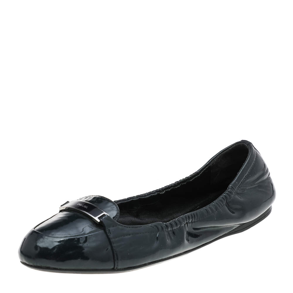 Pre Owned Prada Dark Blue Patent Leather Ballet Flats Size 39