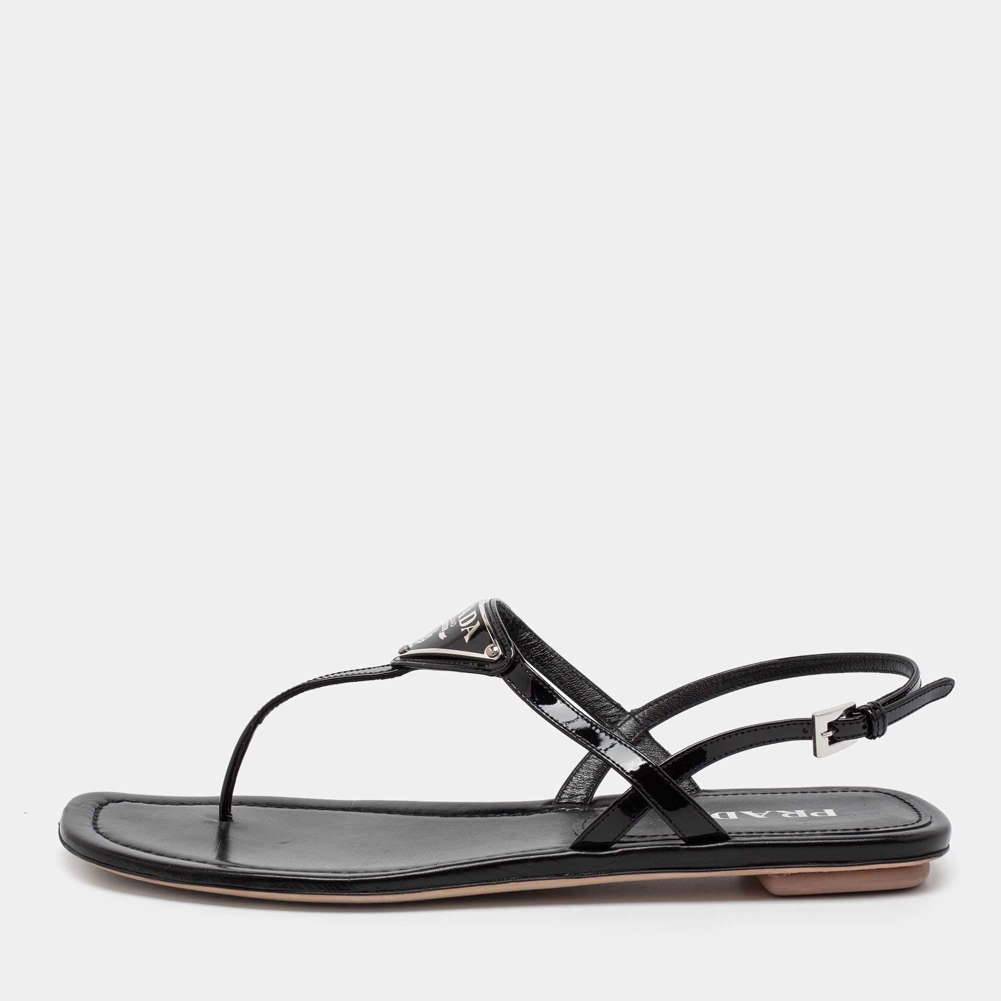 Pre Owned Prada Black Patent Leather Logo Thong Flats Size 39