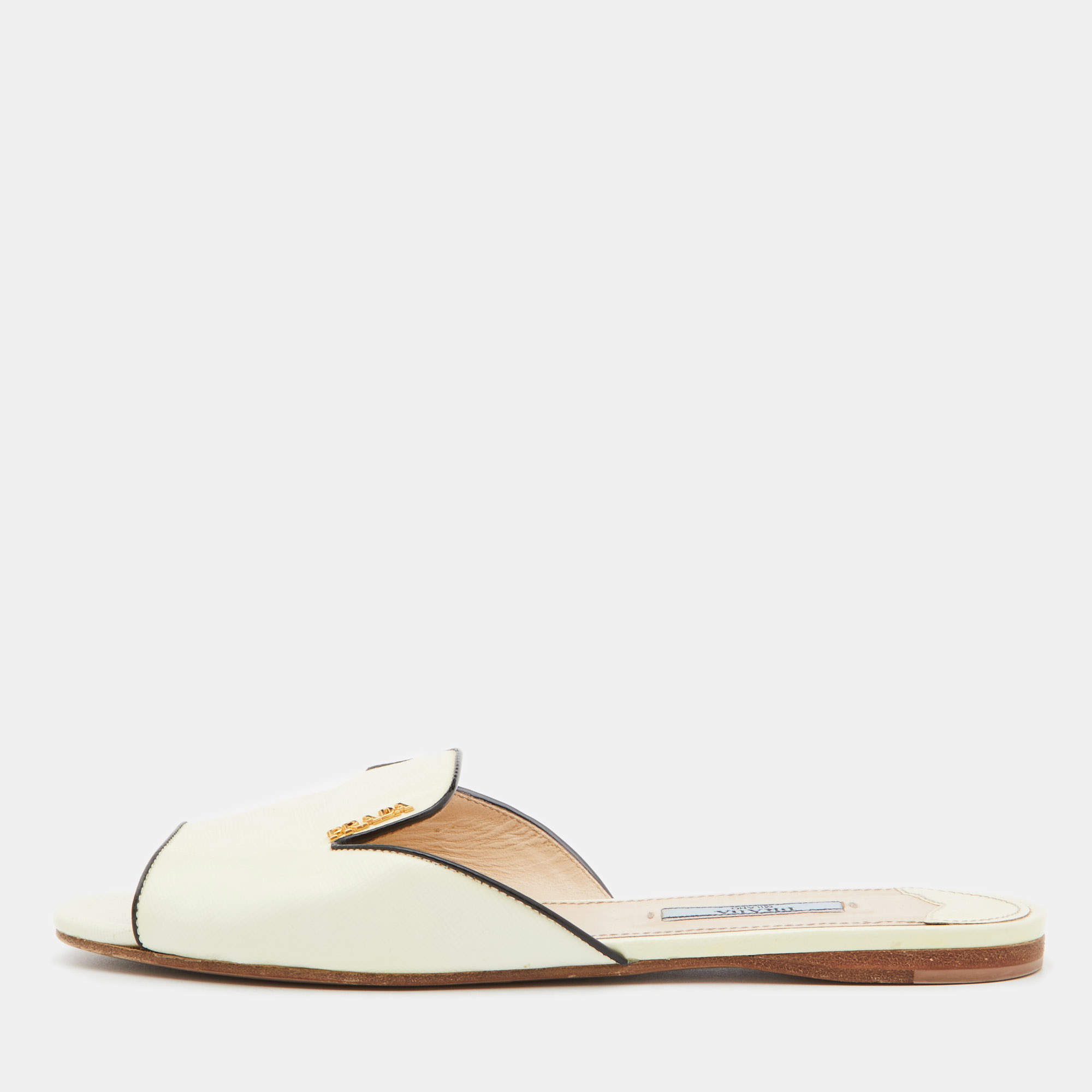 مملوكة مسبقًا Prada Off White Saffiano Patent Leather Flat Slides Size 38