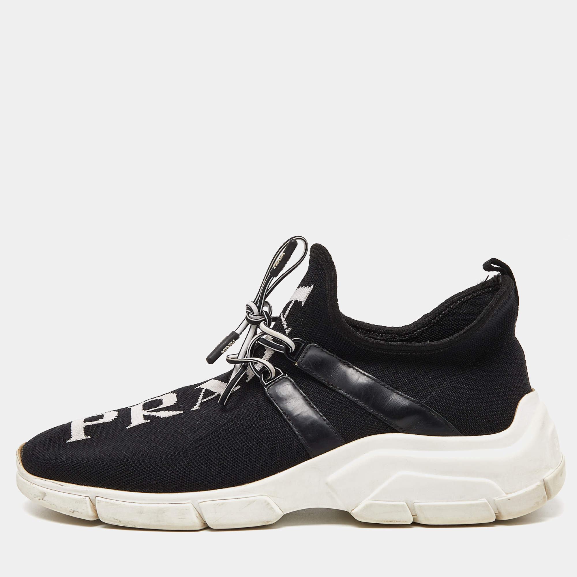 【PRADA】希少品☆lady's ビッグロゴ スニーカー(35/35.5size) Buy Pre Owned Prada Products for Women at TLC - P - 231