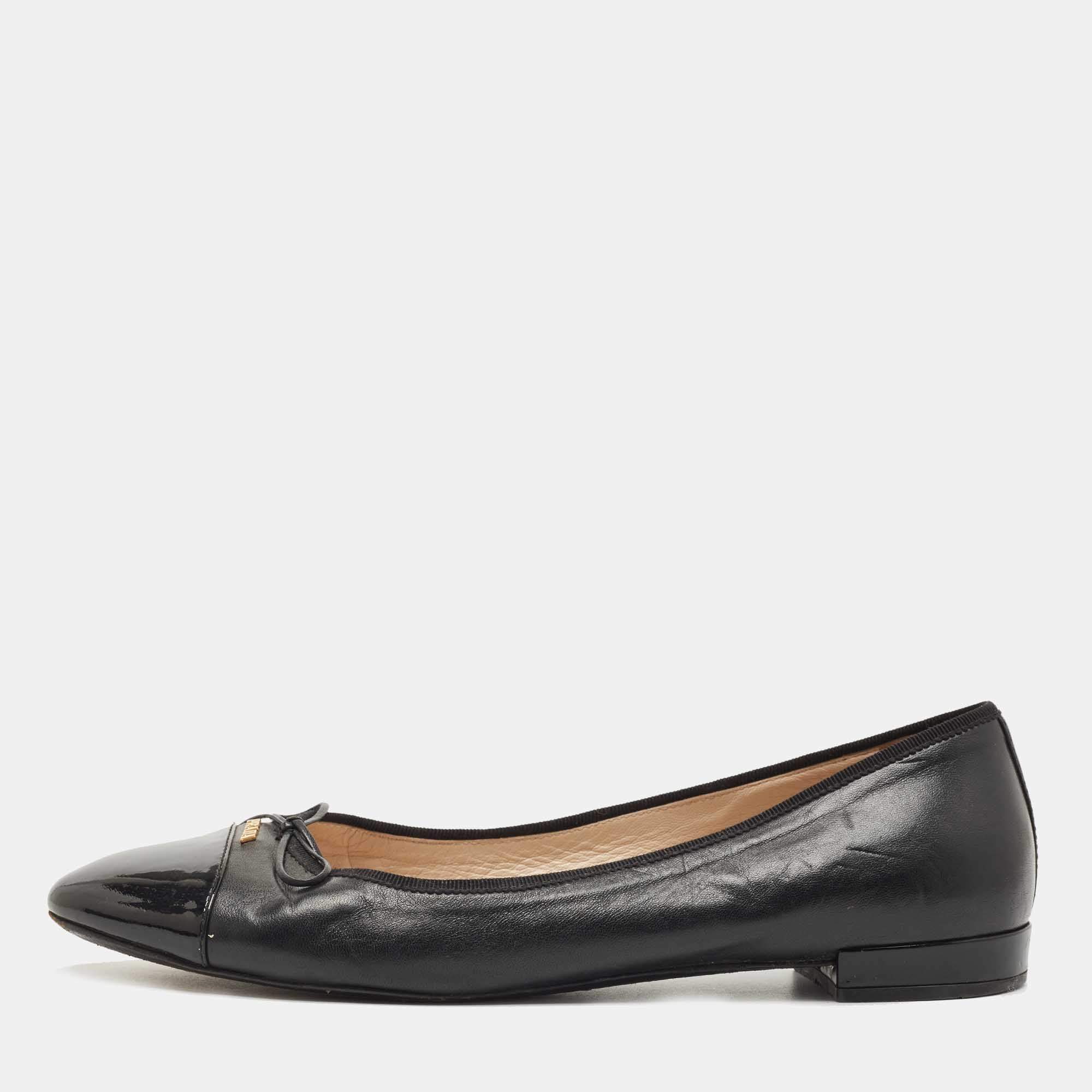 Pre Owned Prada Black Patent and Leather Cap Toe Ballet Flats Size 39