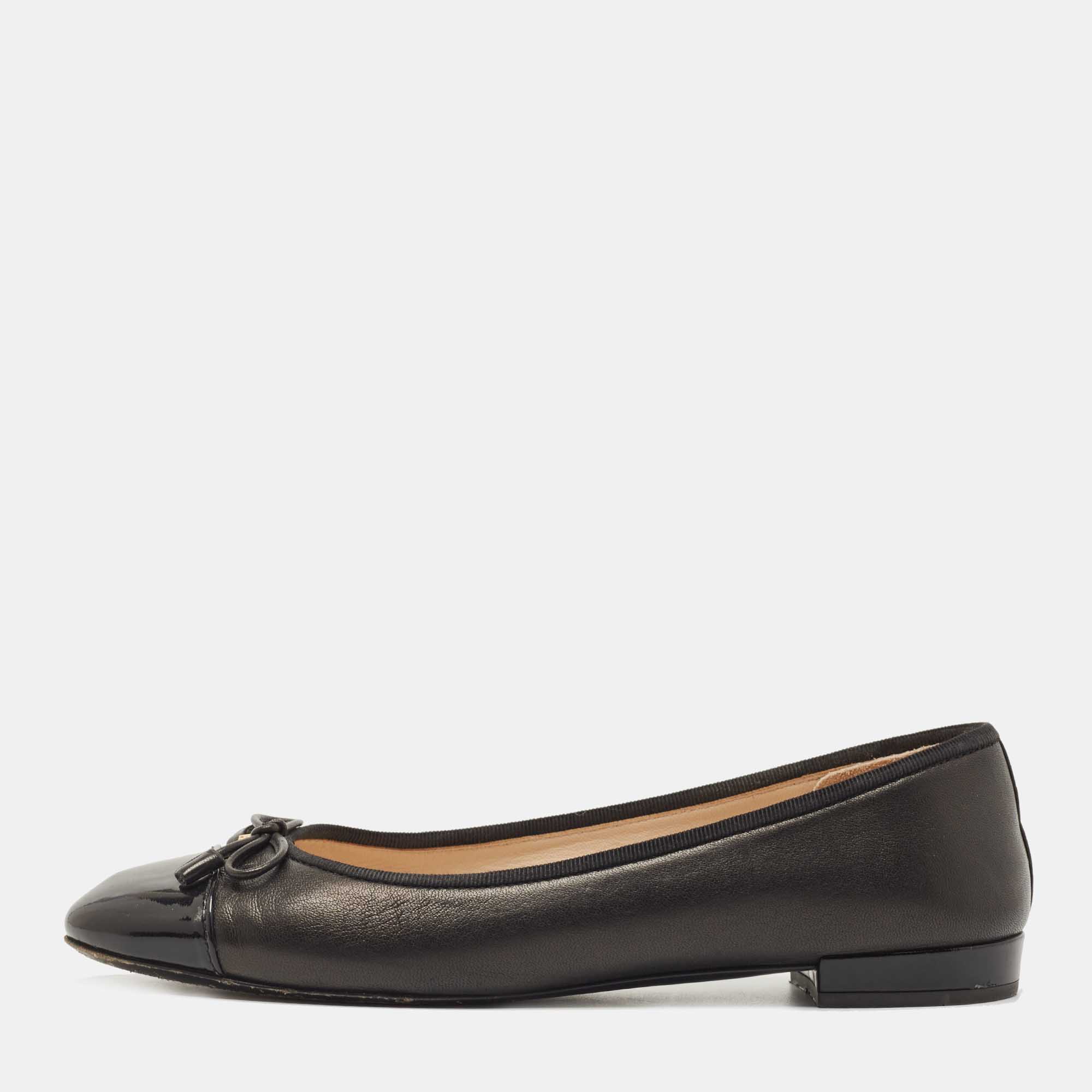 Prada Black Leather and Patent Cap Toe Bow Ballet Flats Size 37