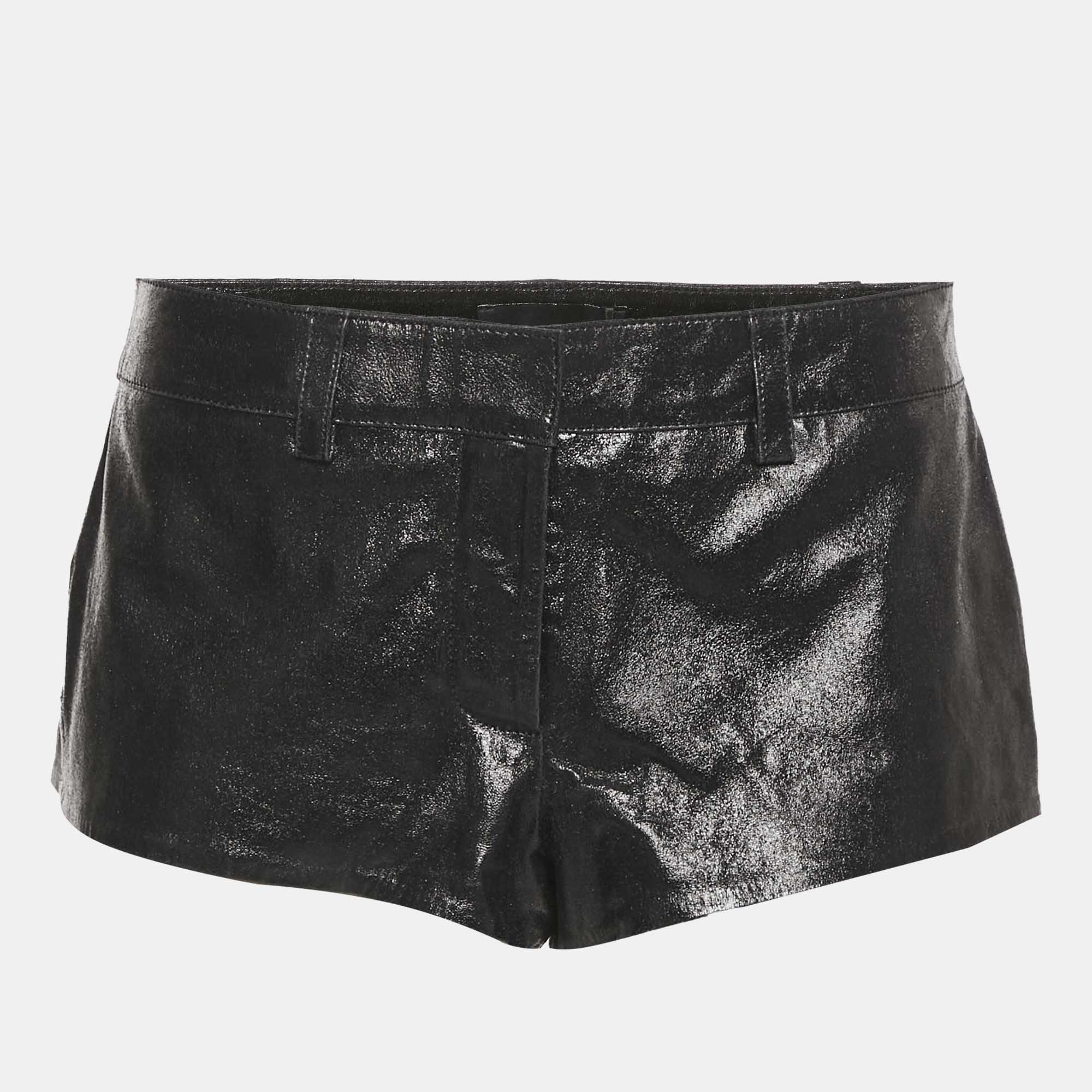 Pre Owned شورت هوت جلد طبيعي أسود ريتروفيتي مقاس صغير - سمول