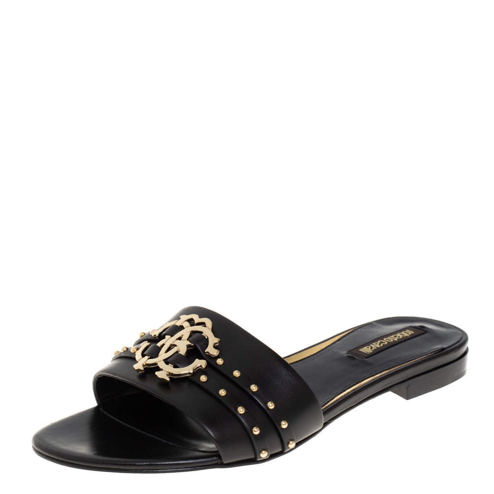 Pre Owned صندل فلات روبرتو كافالي مزخرف مرصع جلد أسود مقاس 36