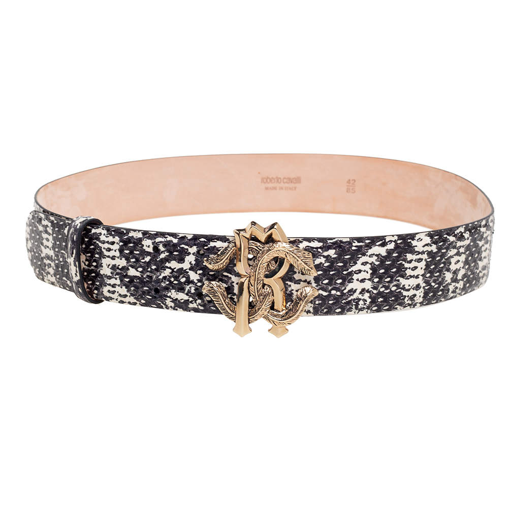 Pre Owned حزام روبرتو كافالي جلد ثعبان الماء أبيض/أسود إبزيم شعار الماركة أر سي 85 سم