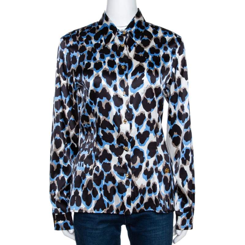 مملوكة مسبقًا قميص روبرتو كافالي حرير أسود وأزرق نقشة الفهد مقاس كبير (لارج)