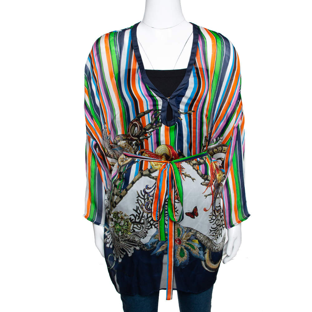 مملوكة مسبقًا توب قفطان روبرتو كافالي بحزام حرير مطبوع مقلم متعدد الألوان وسط (ميديوم)