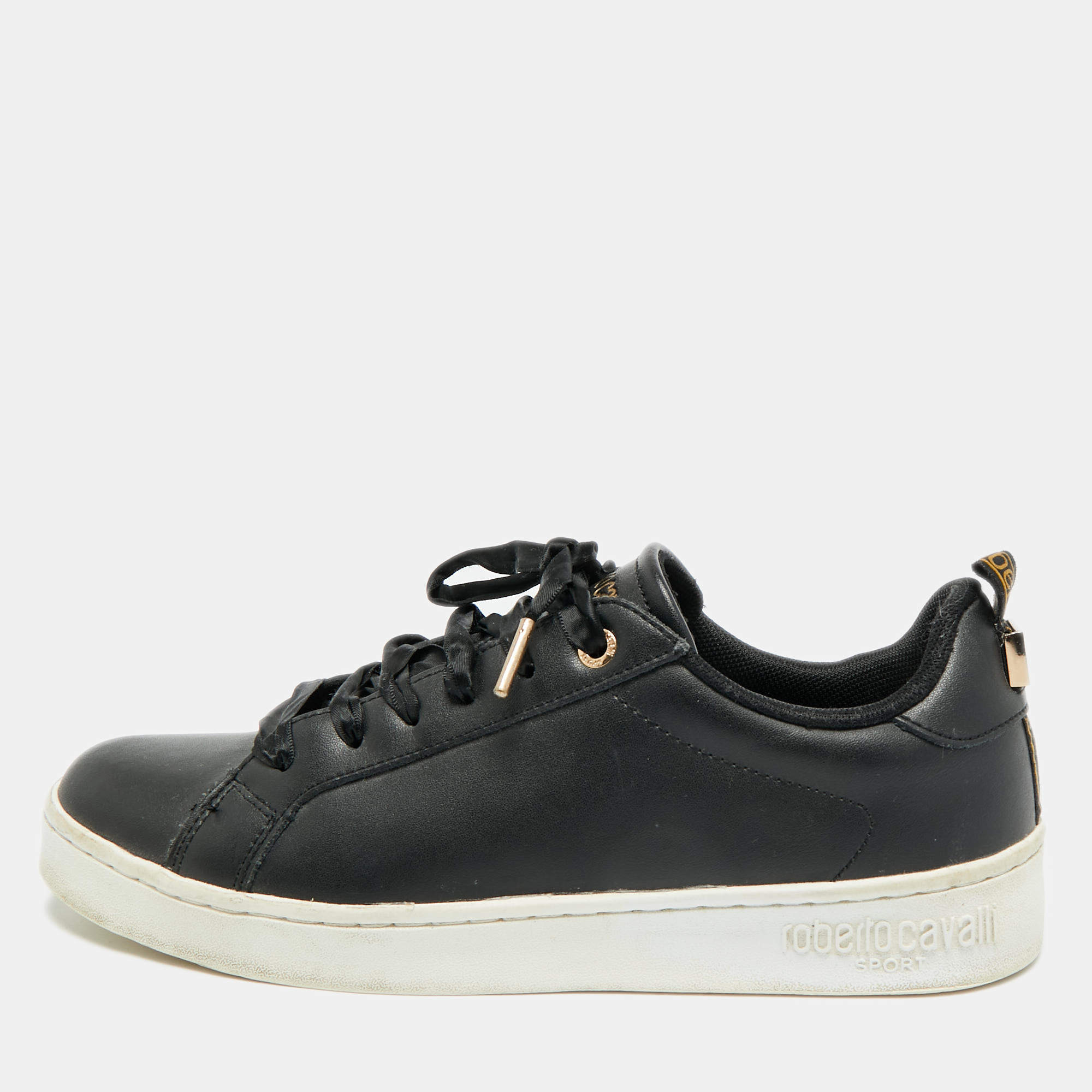 مملوكة مسبقًا Roberto Cavalli Size 38 Black Leather Low Top Sneakers