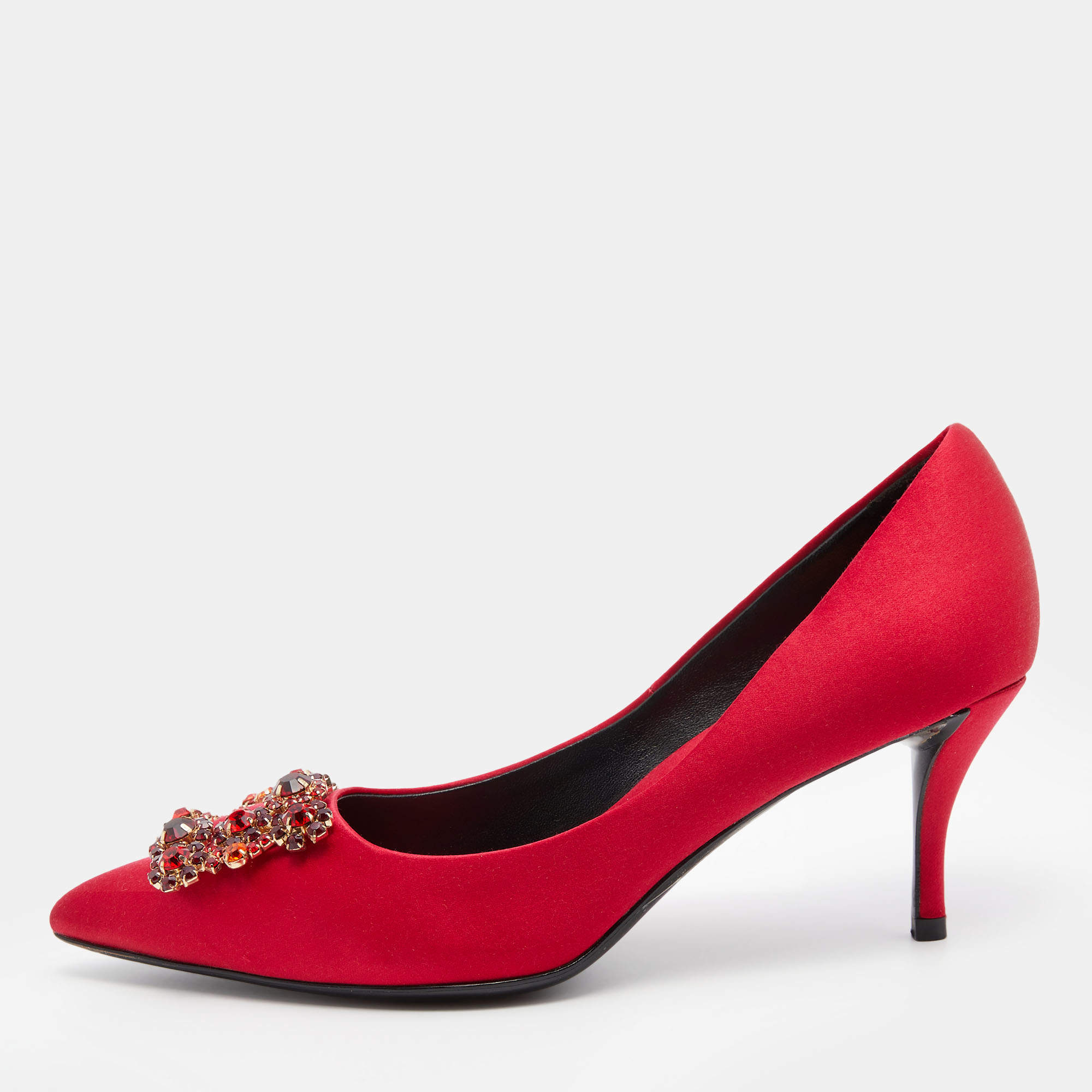 Roger Vivier Red Satin Crystal Embellished Flower Strass Buckle Pumps Size 39