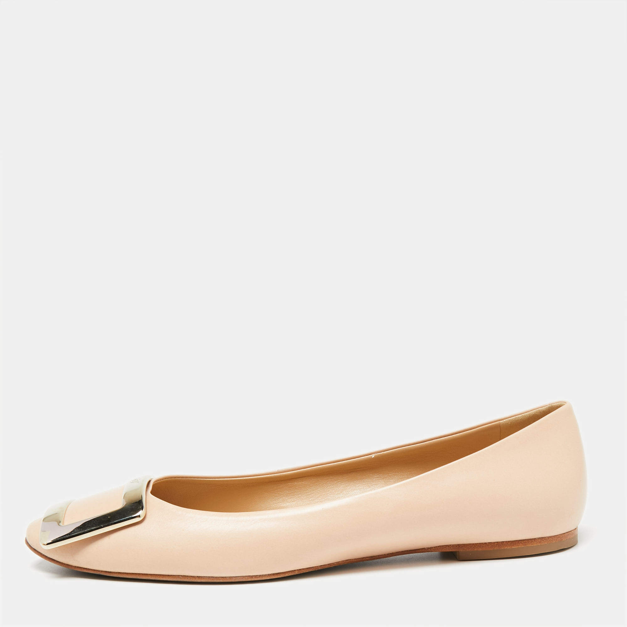 Pre Owned Roger Vivier Beige Leather Trompette Ballet Flats Size 36.5