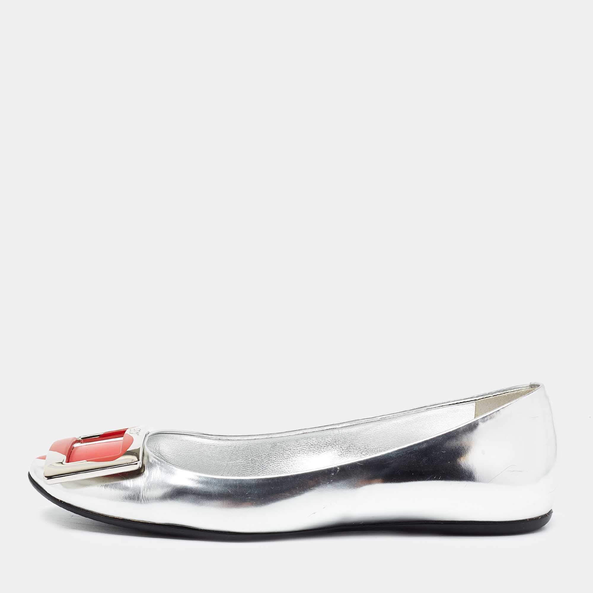 Pre Owned Roger Vivier Silver Leather Gommette Love Ballet Flats Size 37