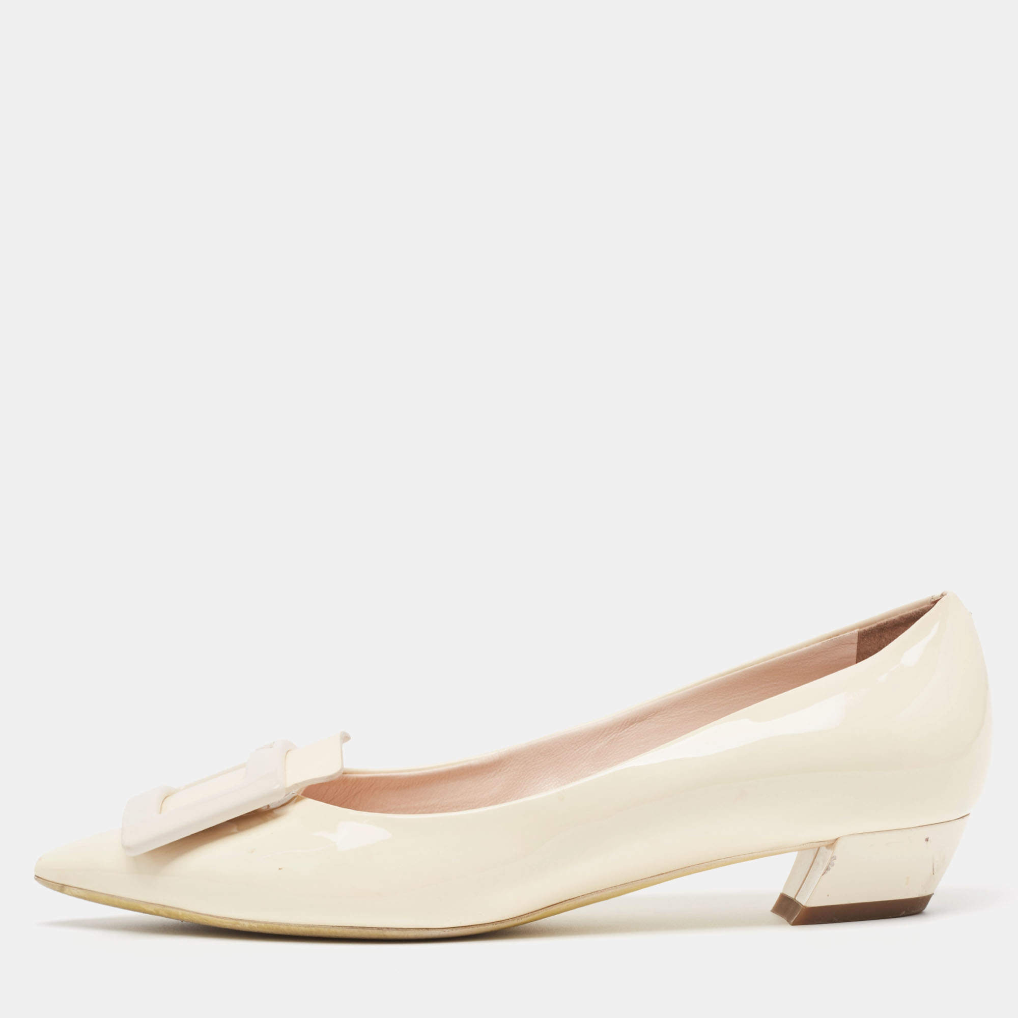 Pre Owned Roger Vivier Cream Patent Leather Gommettine Pumps Size 38