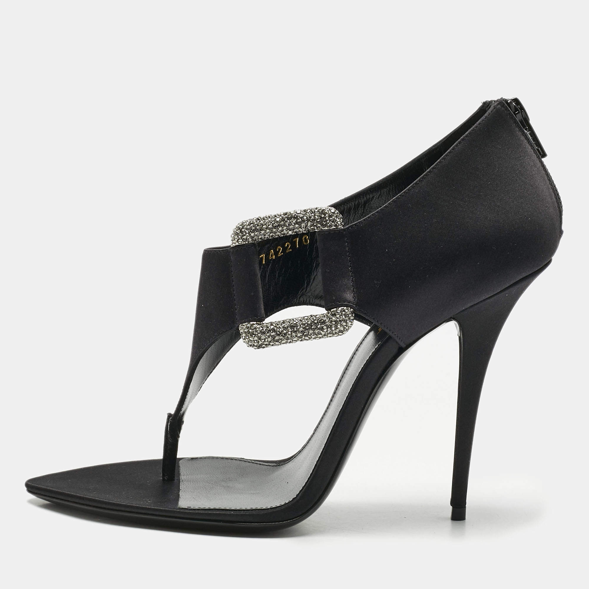 Pre Owned Saint Laurent Black Satin Sean 110Thong Sandals Size 39