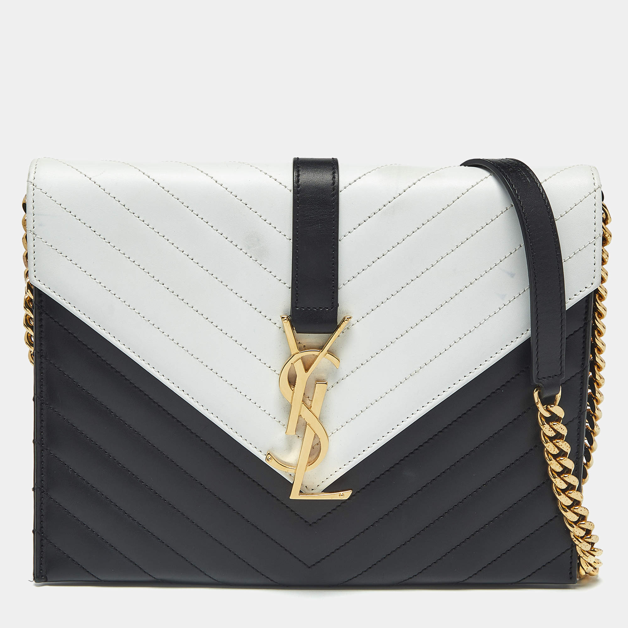 مملوكة مسبقًا Saint Laurent Envelope Black/White Matelassé Leather Chain Shoulder Bag