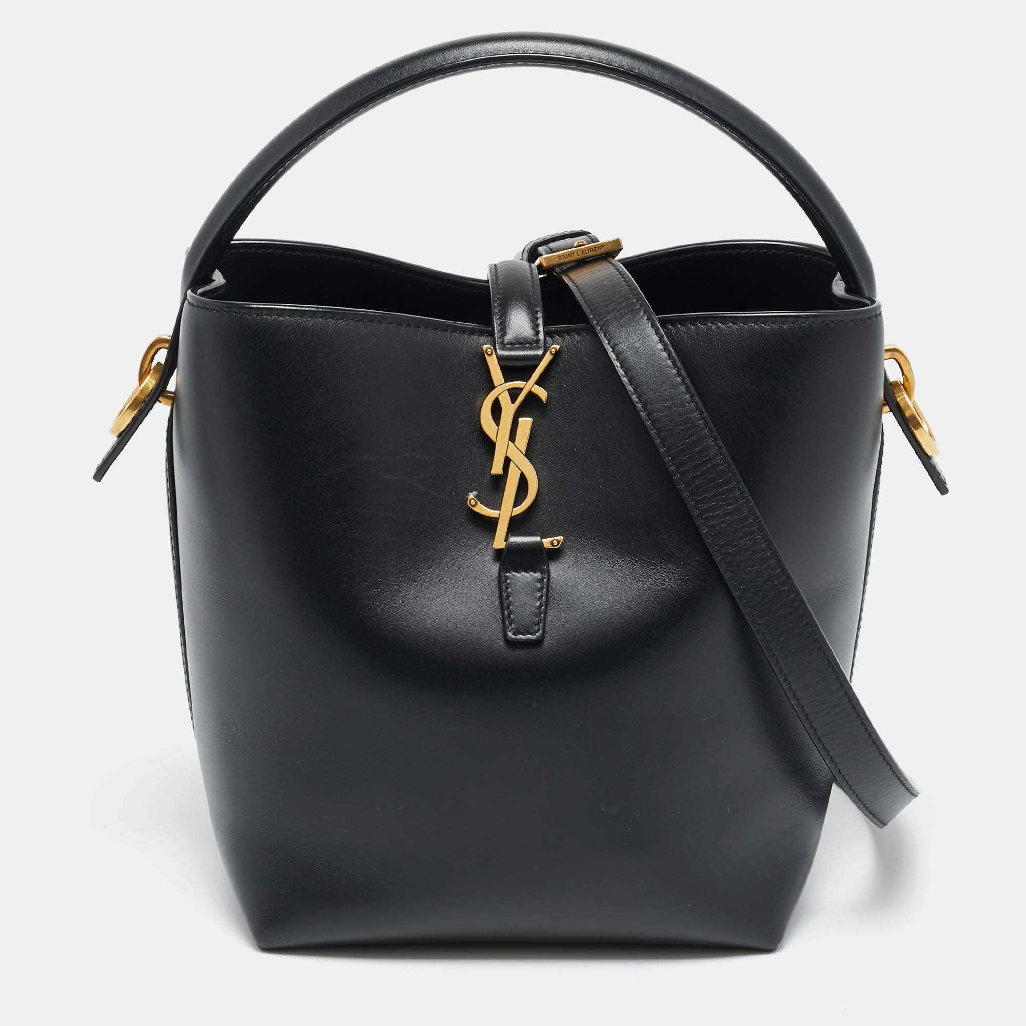 Pre Owned Saint Laurent Le 37 Small Black Leather Bucket Bag