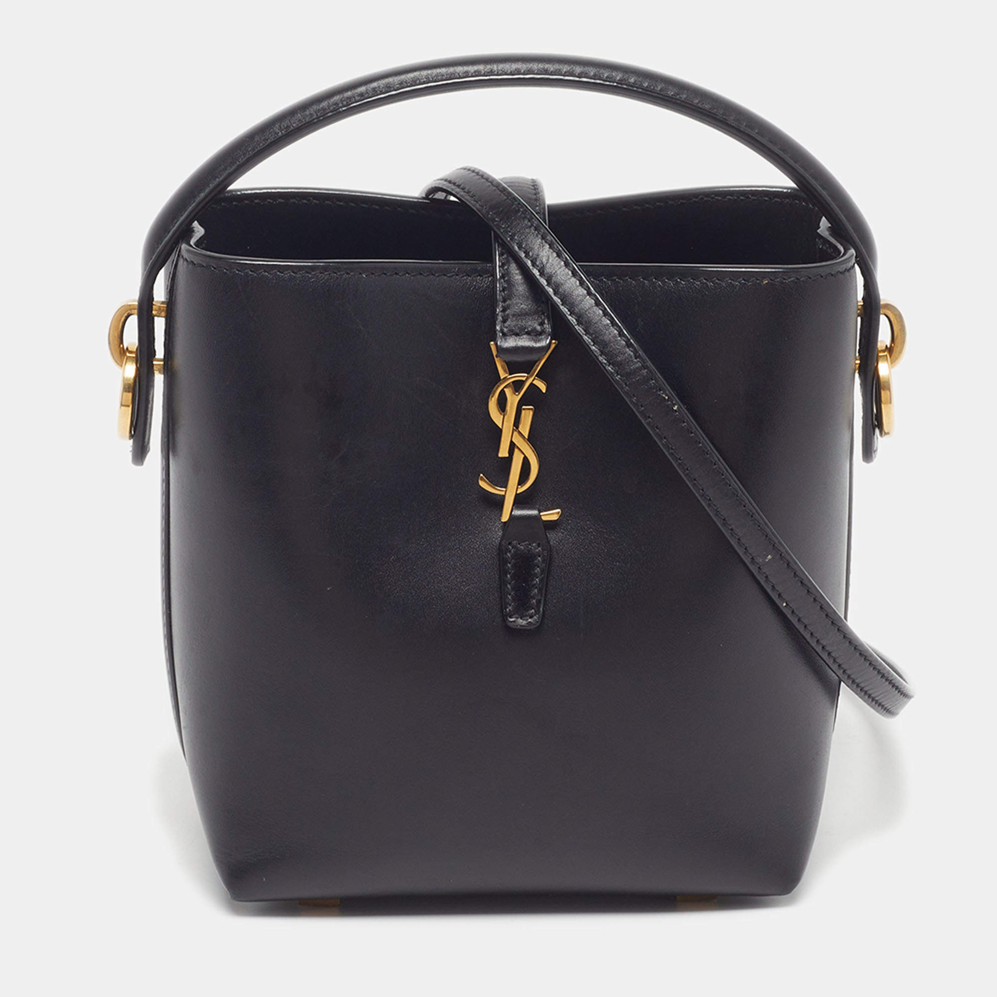 Pre Owned Saint Laurent Le 37 Mini Black Leather Bucket Bag
