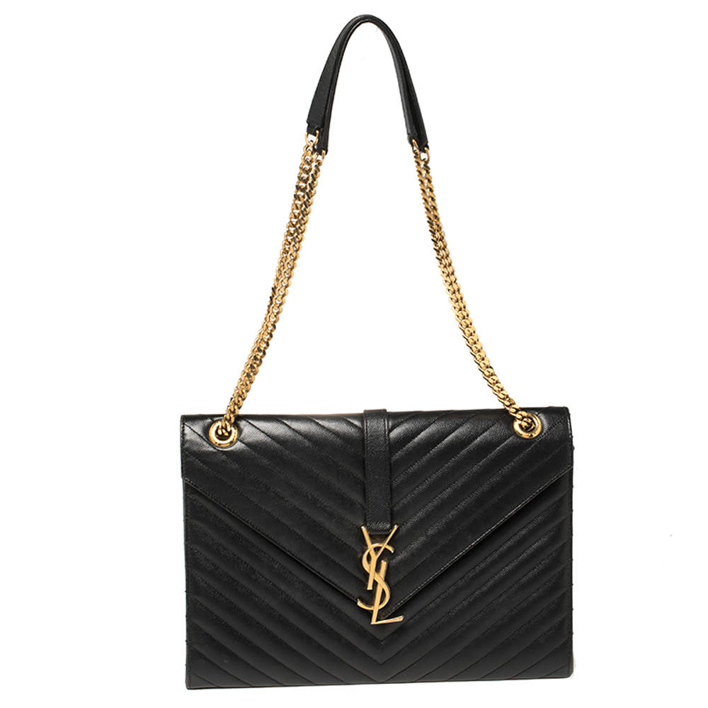 مملوكة مسبقًا حقيبة كتف سان لوران إنفيلوب جلد شيفرون مبطن مونوغرامي أسود 