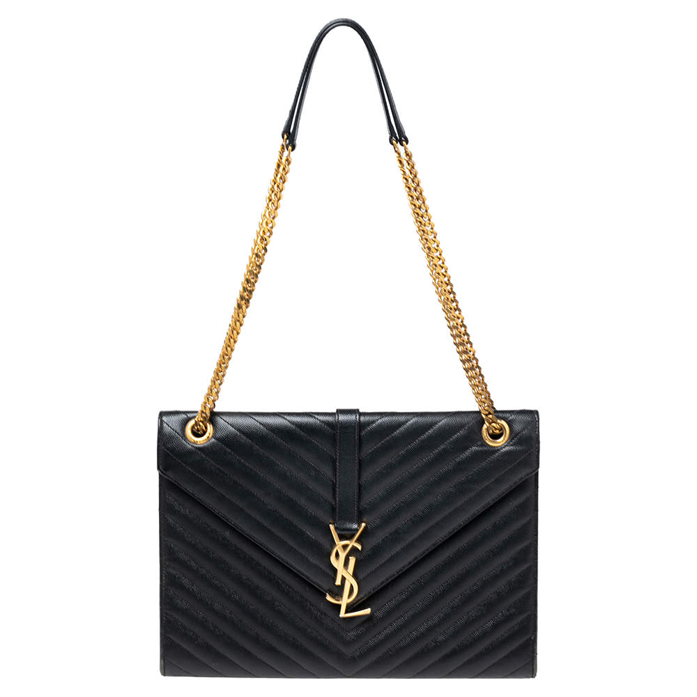 مملوكة مسبقًا Saint Laurent Black Matelassé Leather Monogram Envelope Shoulder Bag