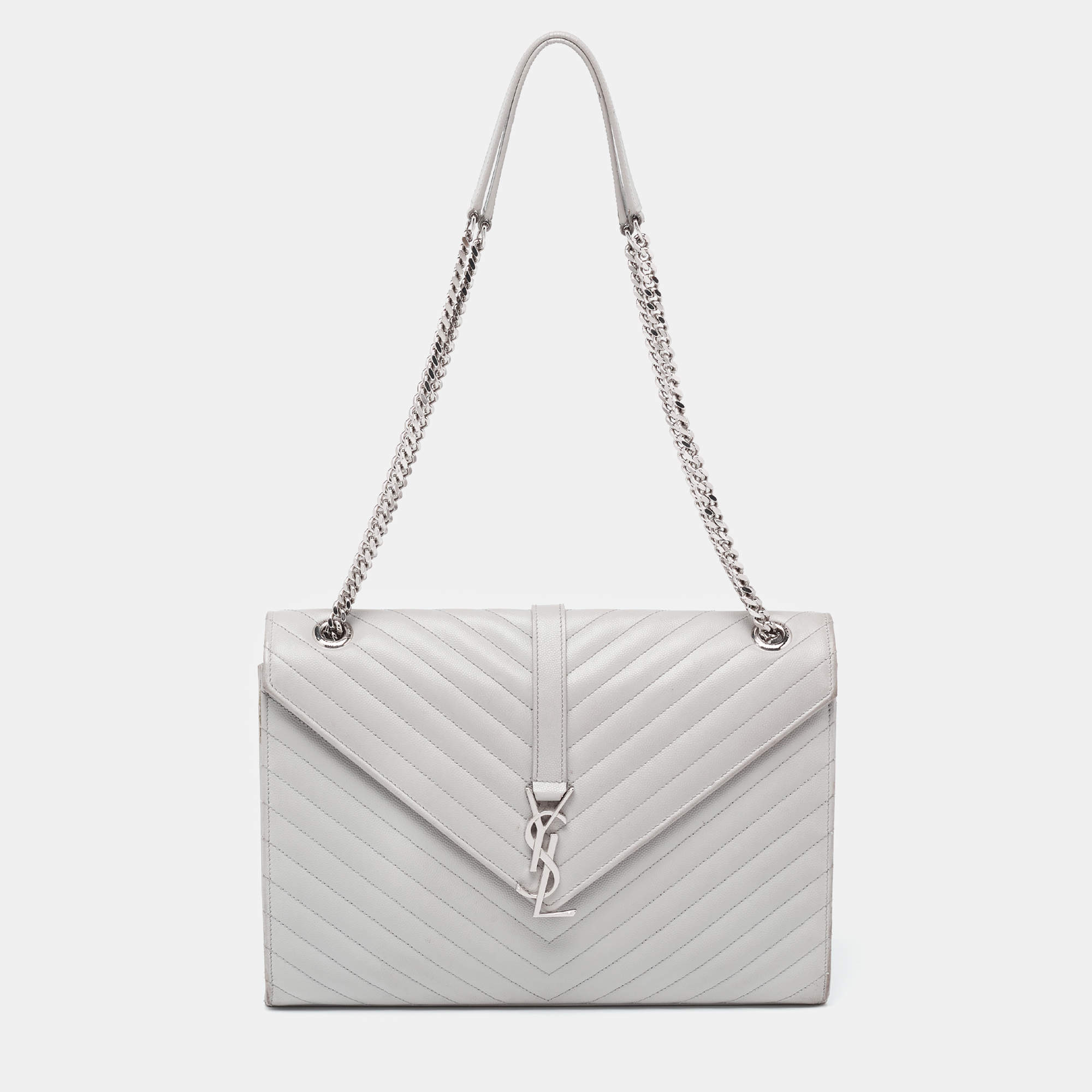 مملوكة مسبقًا Saint Laurent Grey Matelassé Leather Monogram Envelope Shoulder Bag