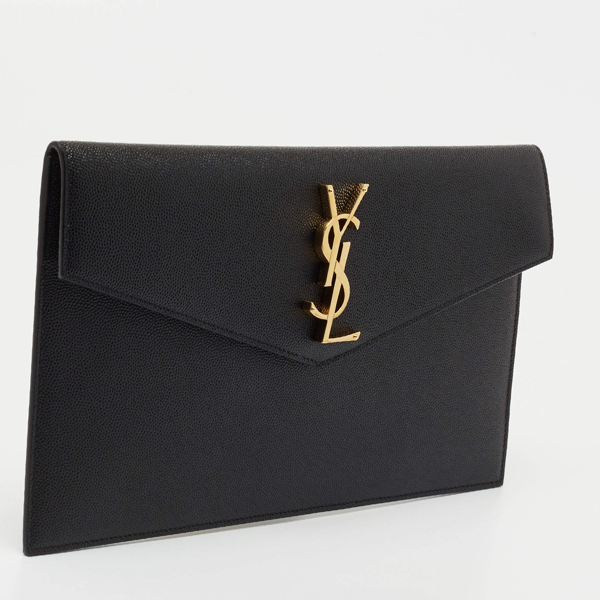 مملوكة مسبقًا Saint Laurent Black Grained Leather Medium Uptown Clutch