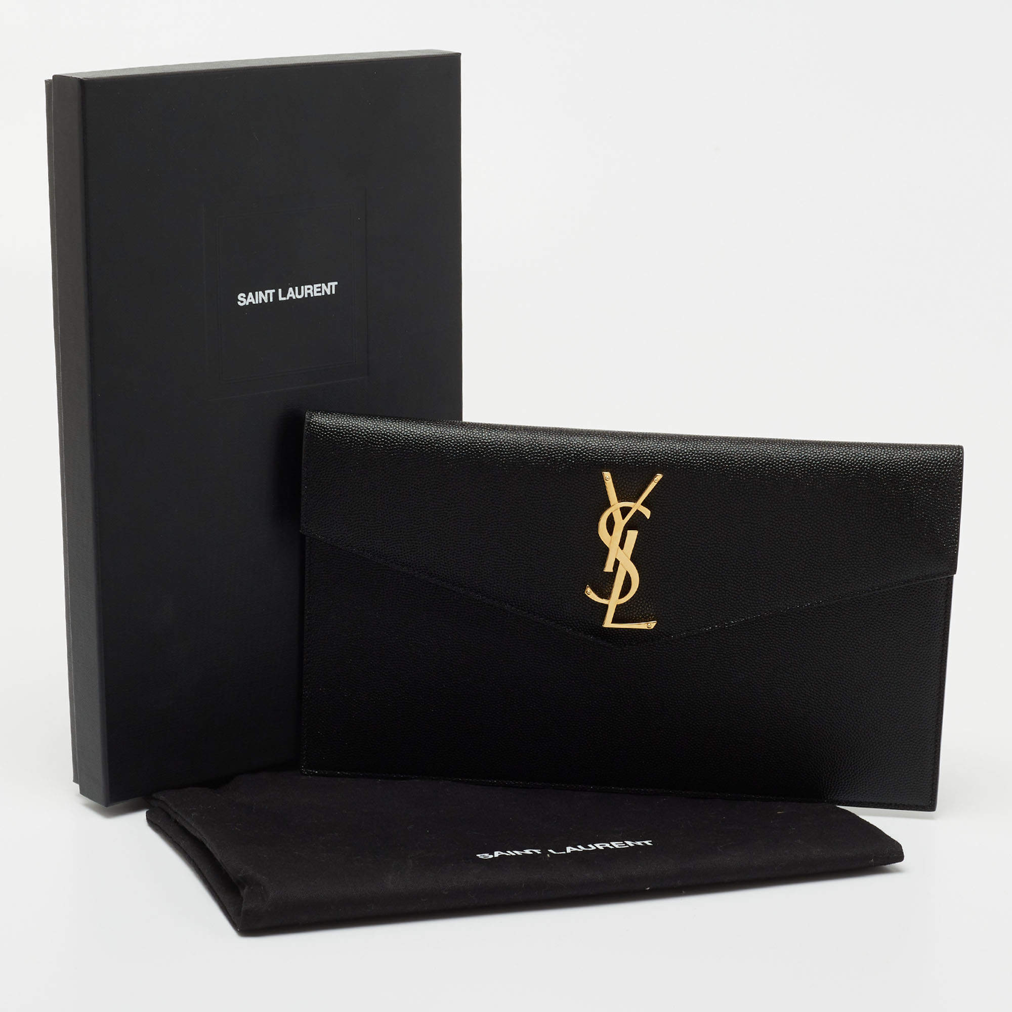 مملوكة مسبقًا Saint Laurent Black Grained Leather Medium Uptown Clutch