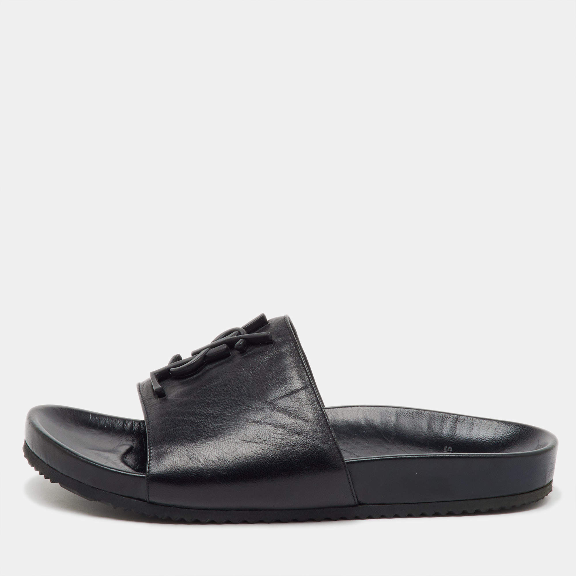 Pre Owned صندل سان لوران جلد أسود جوان فلات سلايد مقاس 37