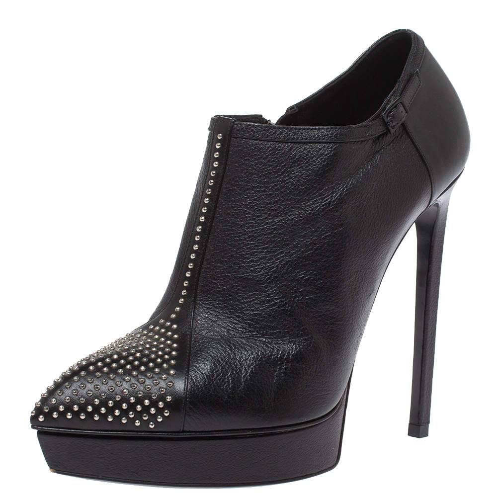 مملوكة مسبقًا Saint Laurent Paris Black Studded Leather Pointed Toe Platform Ankle Boots Size 38