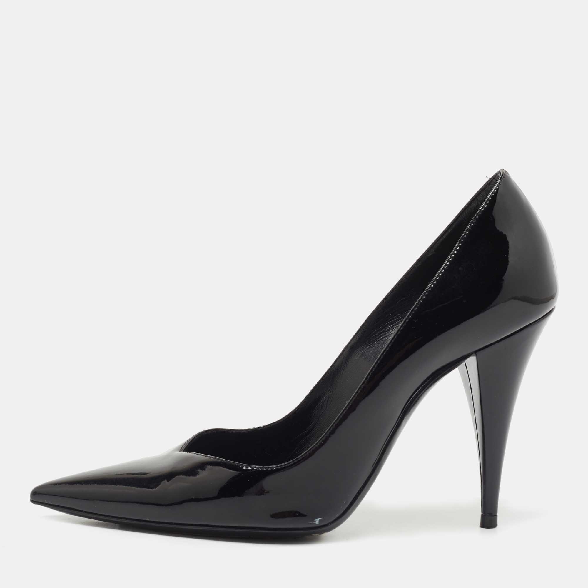 SAINT LAURENT ブラックエナメルハイヒール　36ハーフ SAINT LAURENT ブラックエナメルハイヒール36ハーフ
