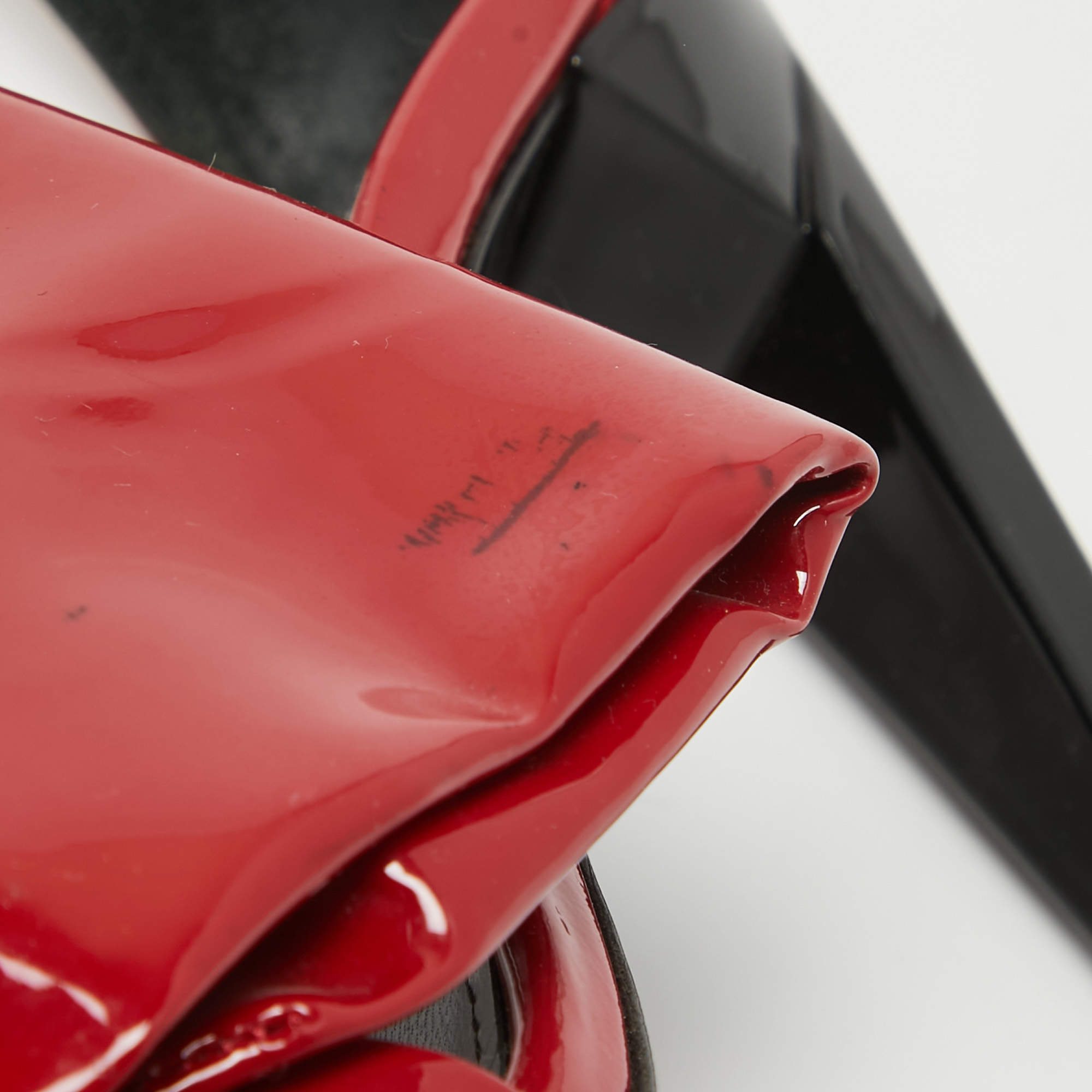 Pre Owned Saint Laurent Red Patent Leather Freja Bow Sandals Size 36