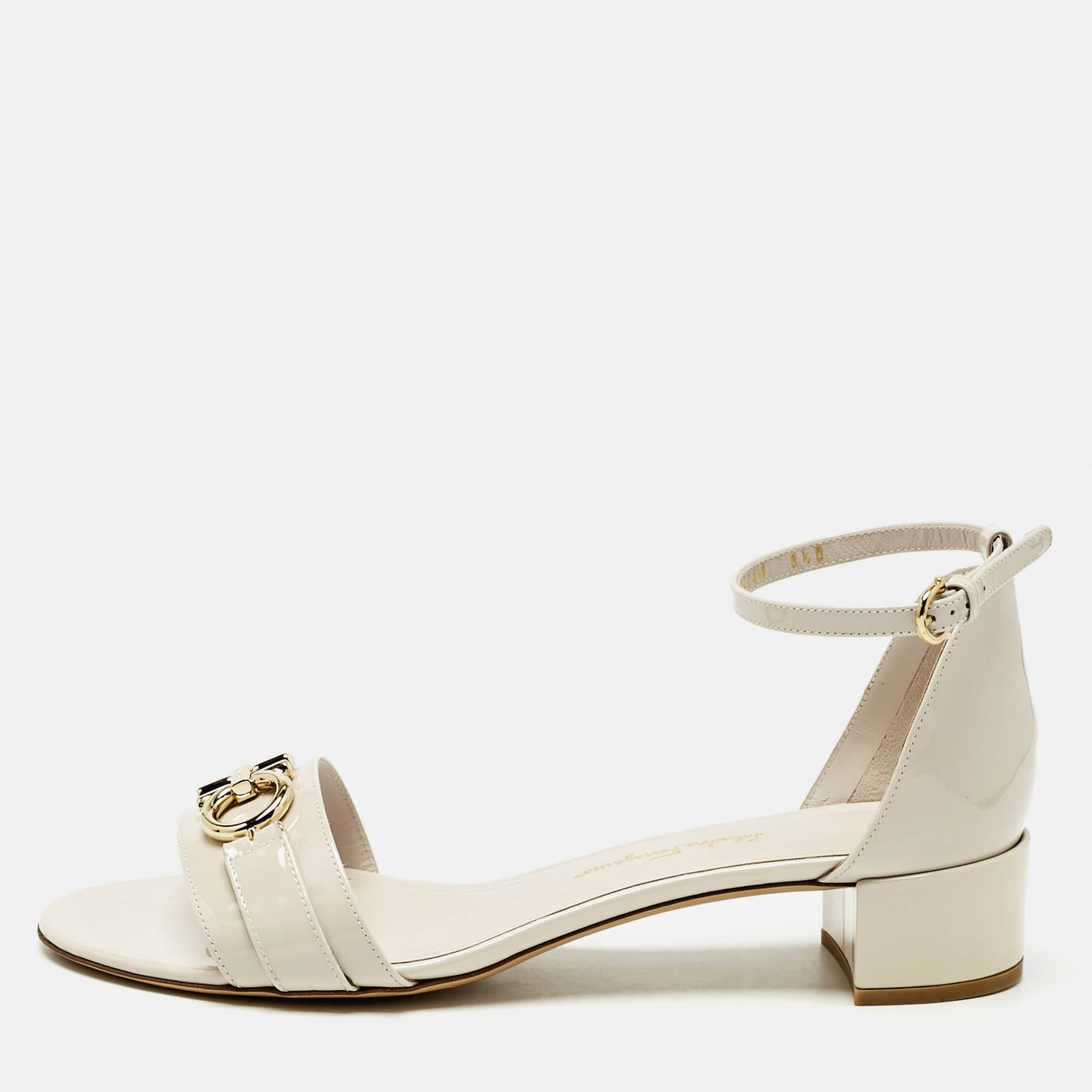Pre Owned Salvatore Ferragamo Cream Patent Leather Como Ankle Strap Sandals Size 39