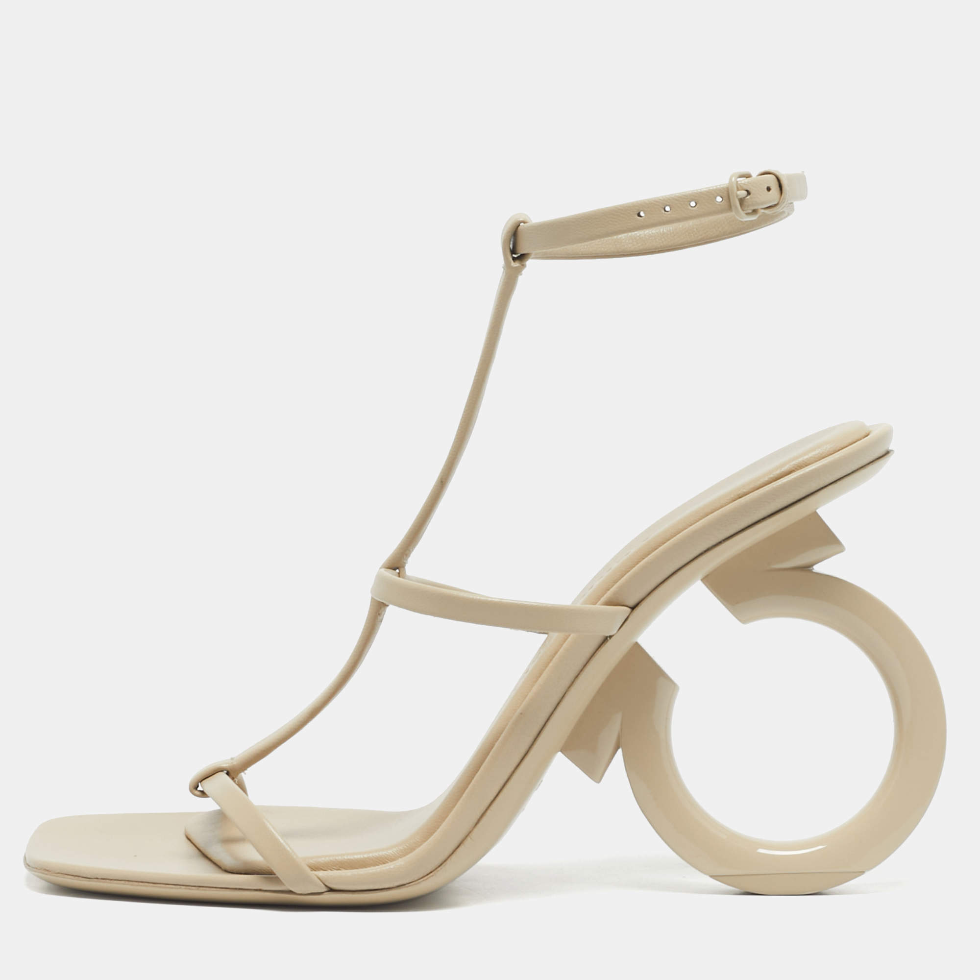 Pre Owned Salvatore Ferragamo Beige Leather Elina X5 Sandals Size 38