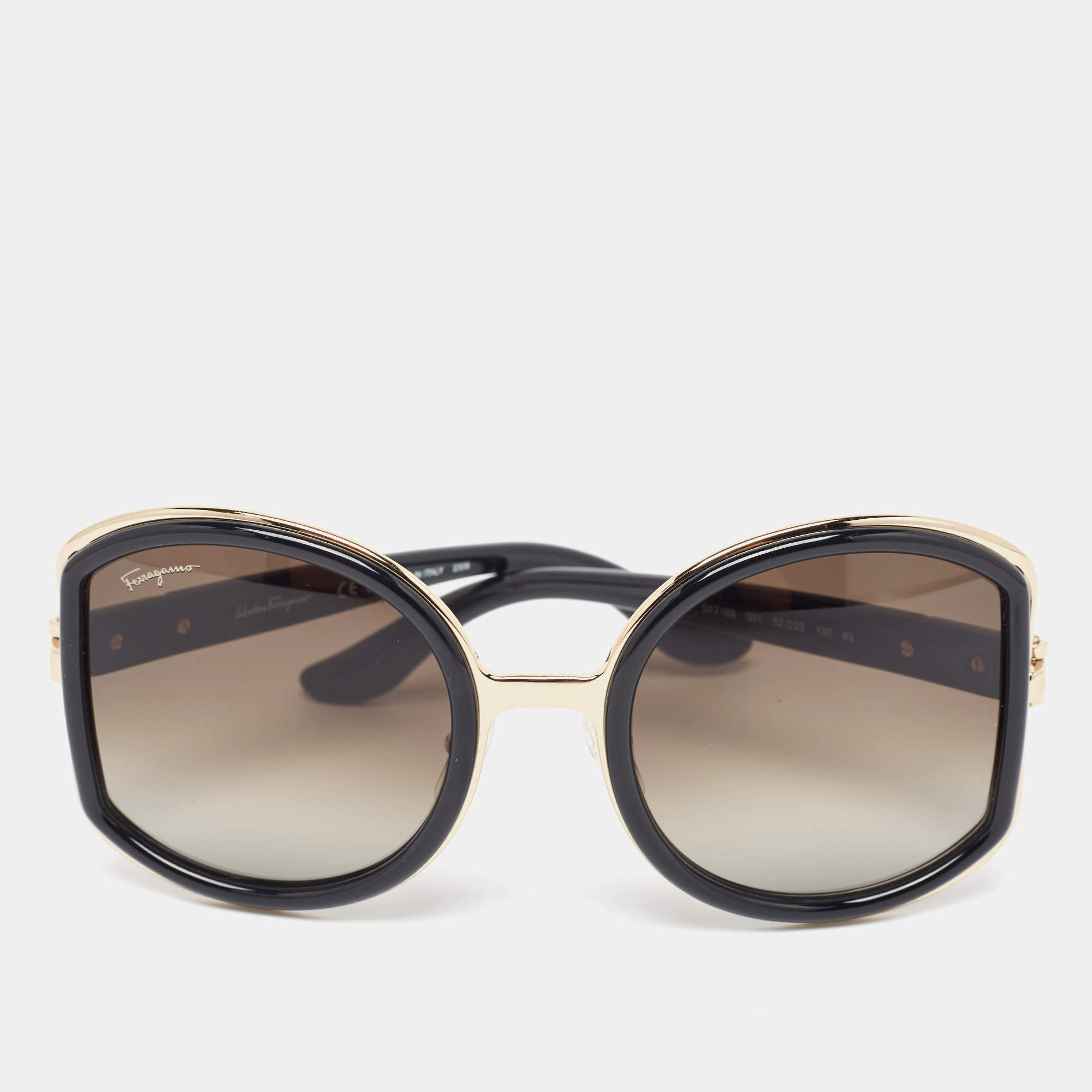 Pre Owned Salvatore Ferragamo Black Gradient  SF719S Frame Oversized Sunglasses