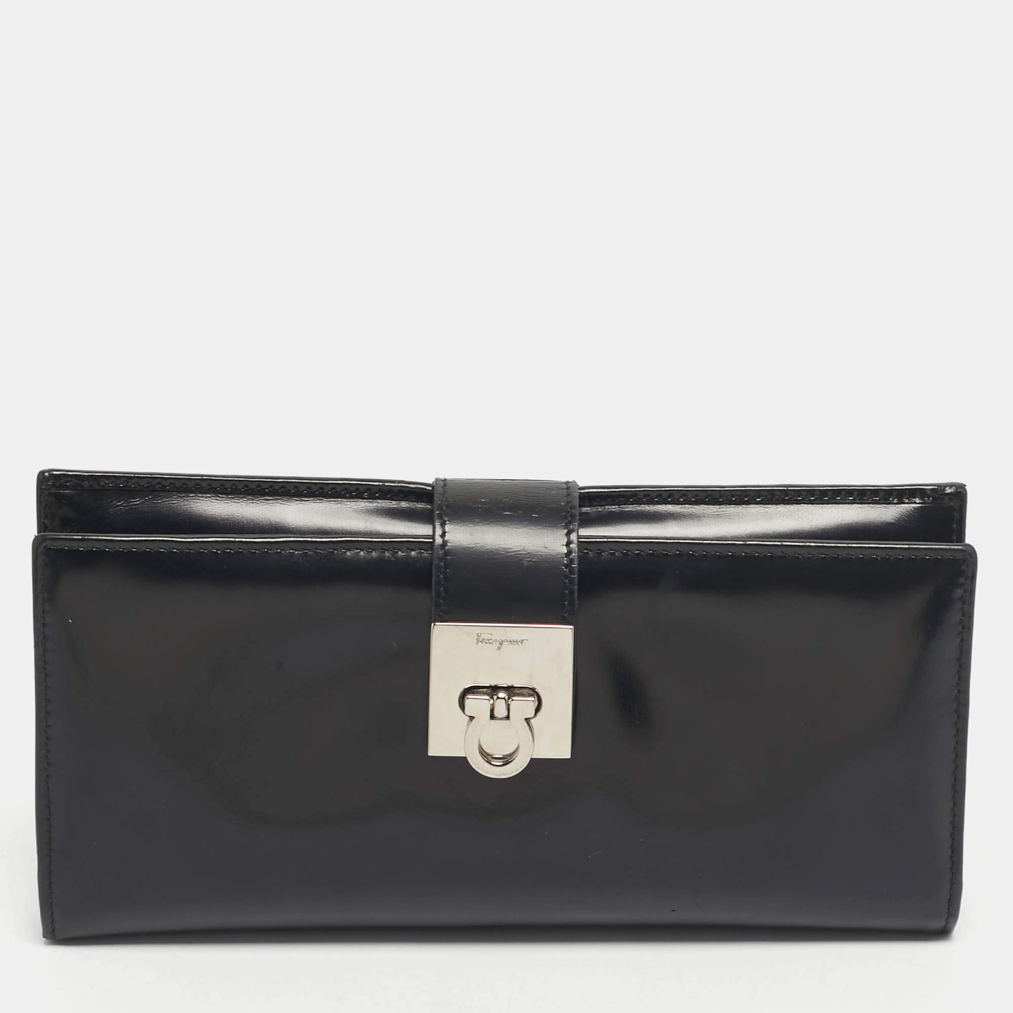 Pre Owned Salvatore Ferragamo Black Glossy Leather Gancini Continental Wallet