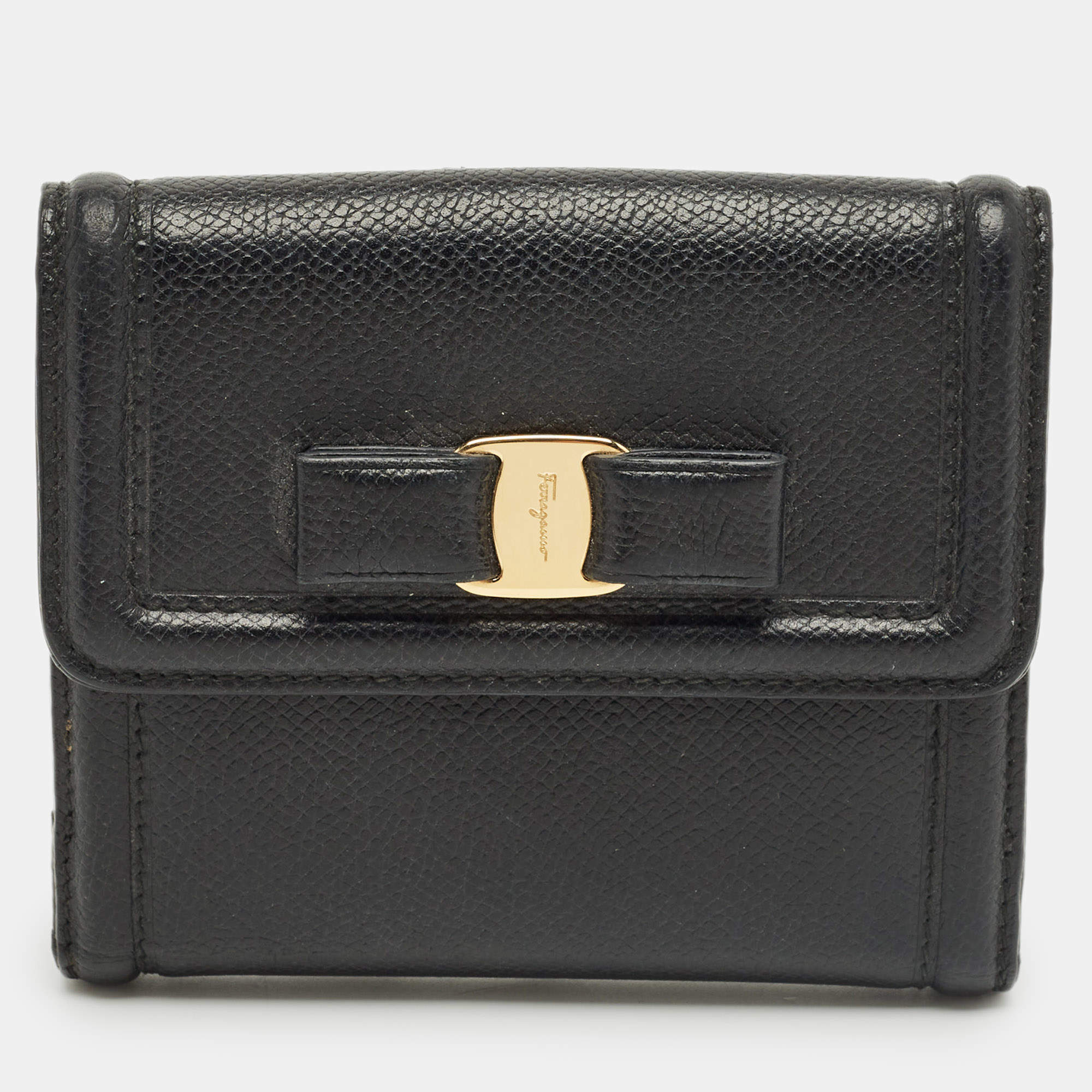 Pre Owned Salvatore Ferragamo Black Leather Vara Bow French Wallet