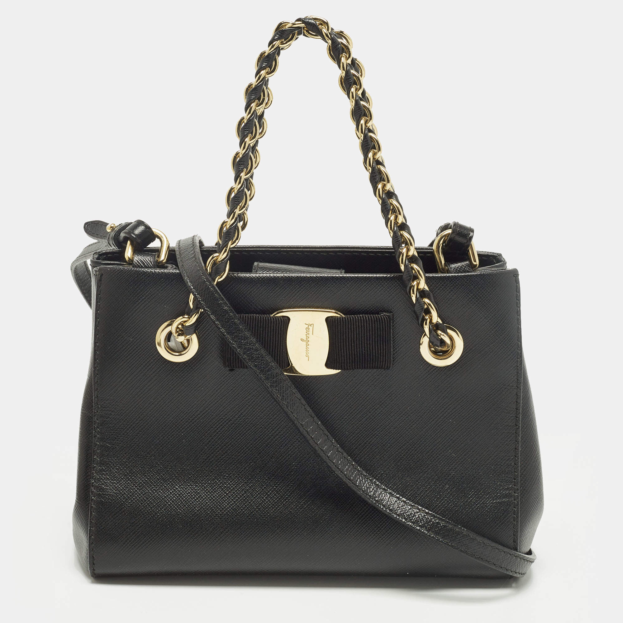 مملوكة مسبقًا Salvatore Ferragamo Melike Vara Bow Mini Black Leather Chain Tote