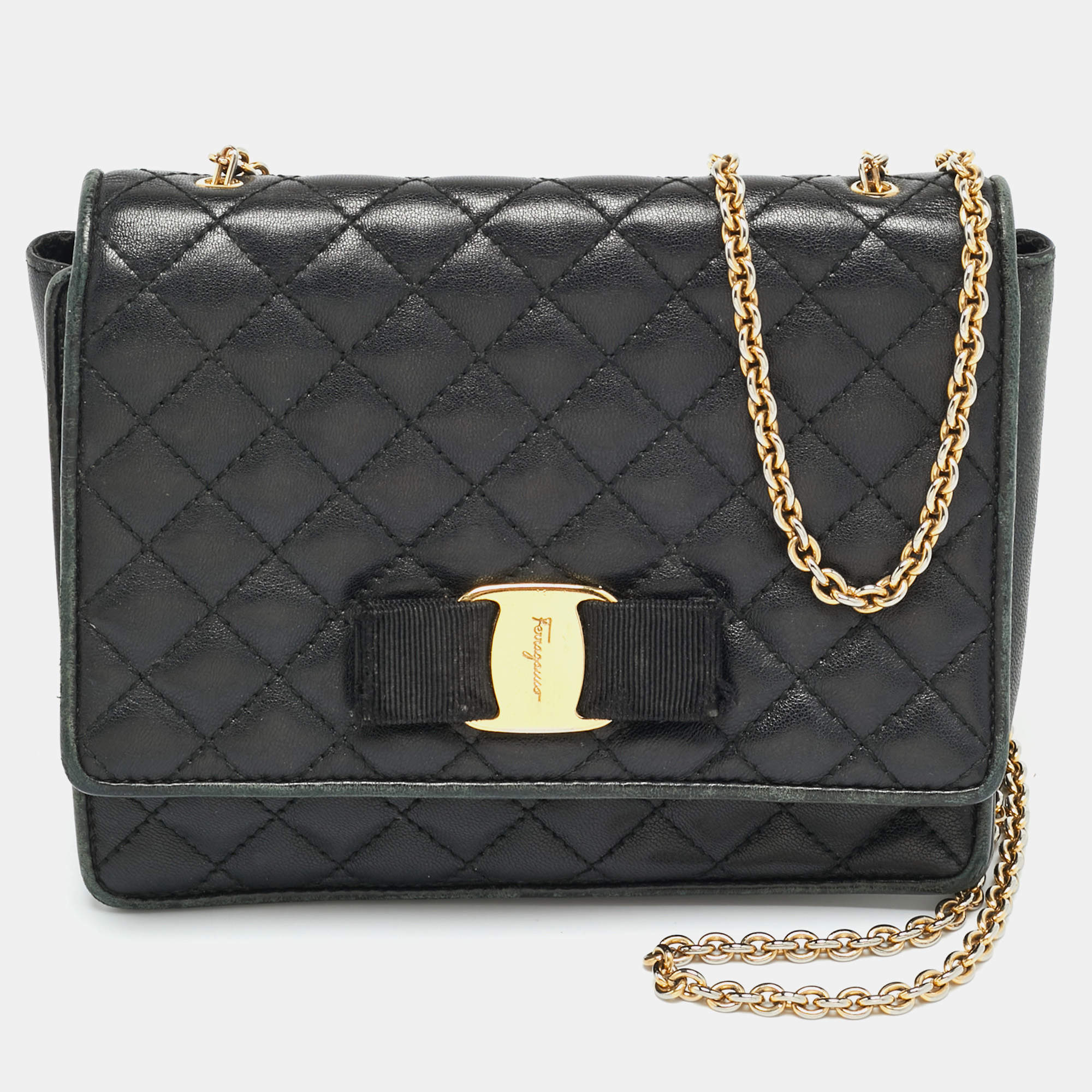 مملوكة مسبقًا Salvatore Ferragamo Ginny Black Quilted Leather Shoulder Bag
